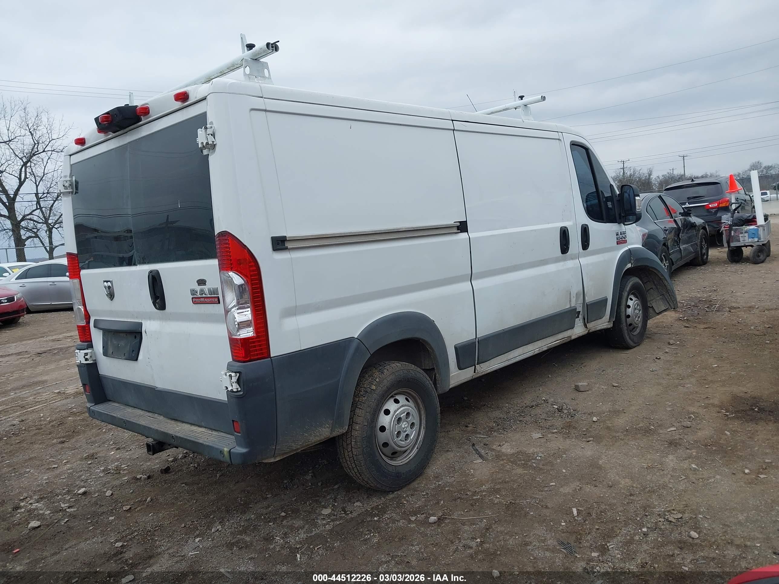 2014 Ram Promaster 1500 Low Roof Белый vin: 3C6TRVAG4EE108672