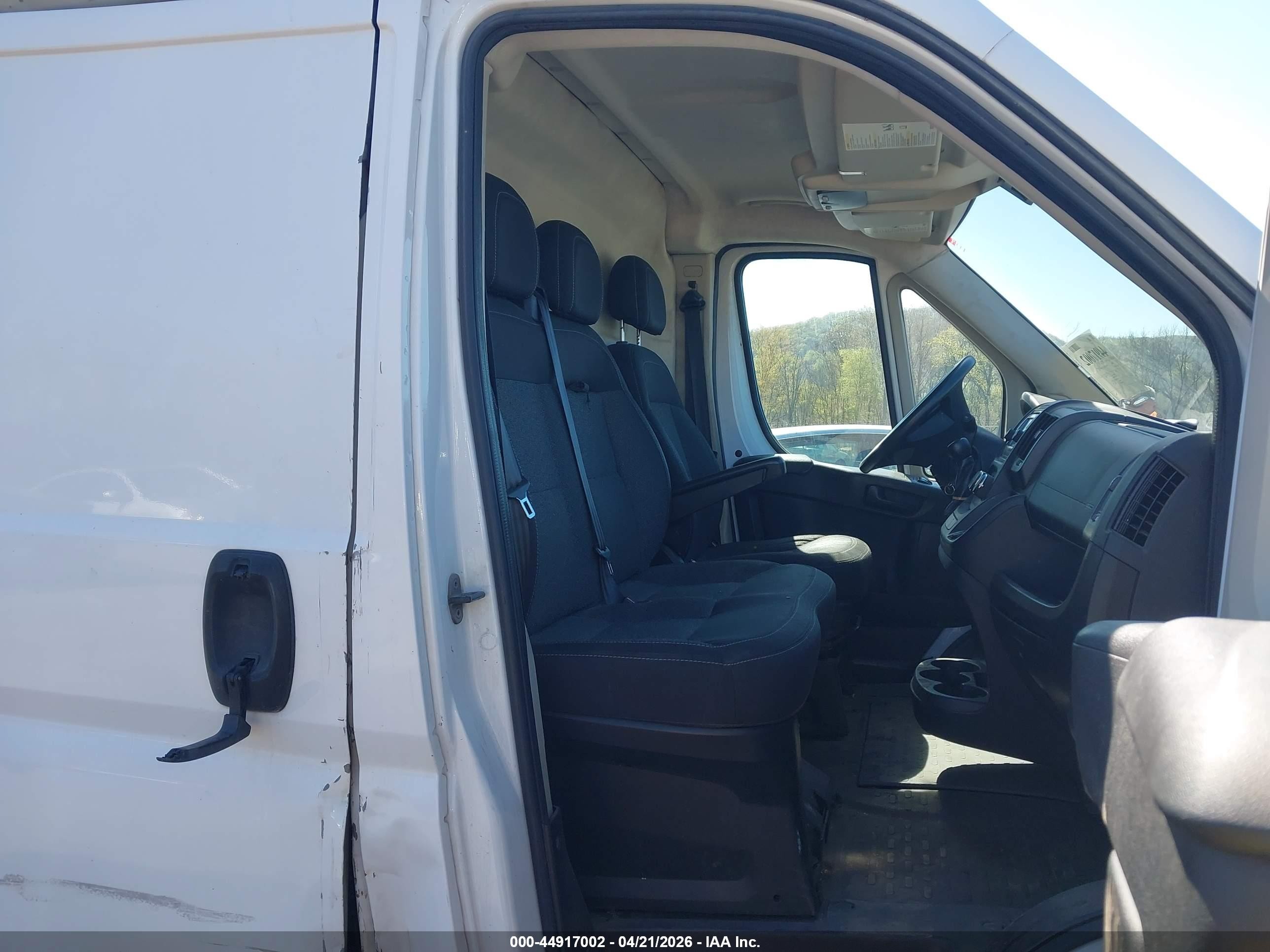 2015 Ram Promaster 1500 Low Roof White vin: 3C6TRVAG4FE509415