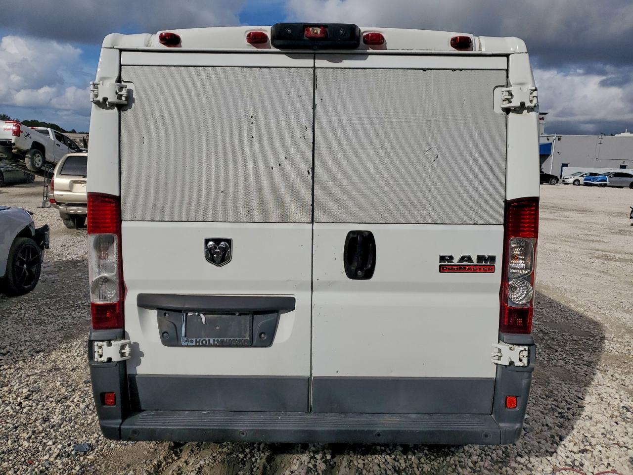 2014 Ram Promaster 1500 1500 Standard White vin: 3C6TRVAG9EE108635