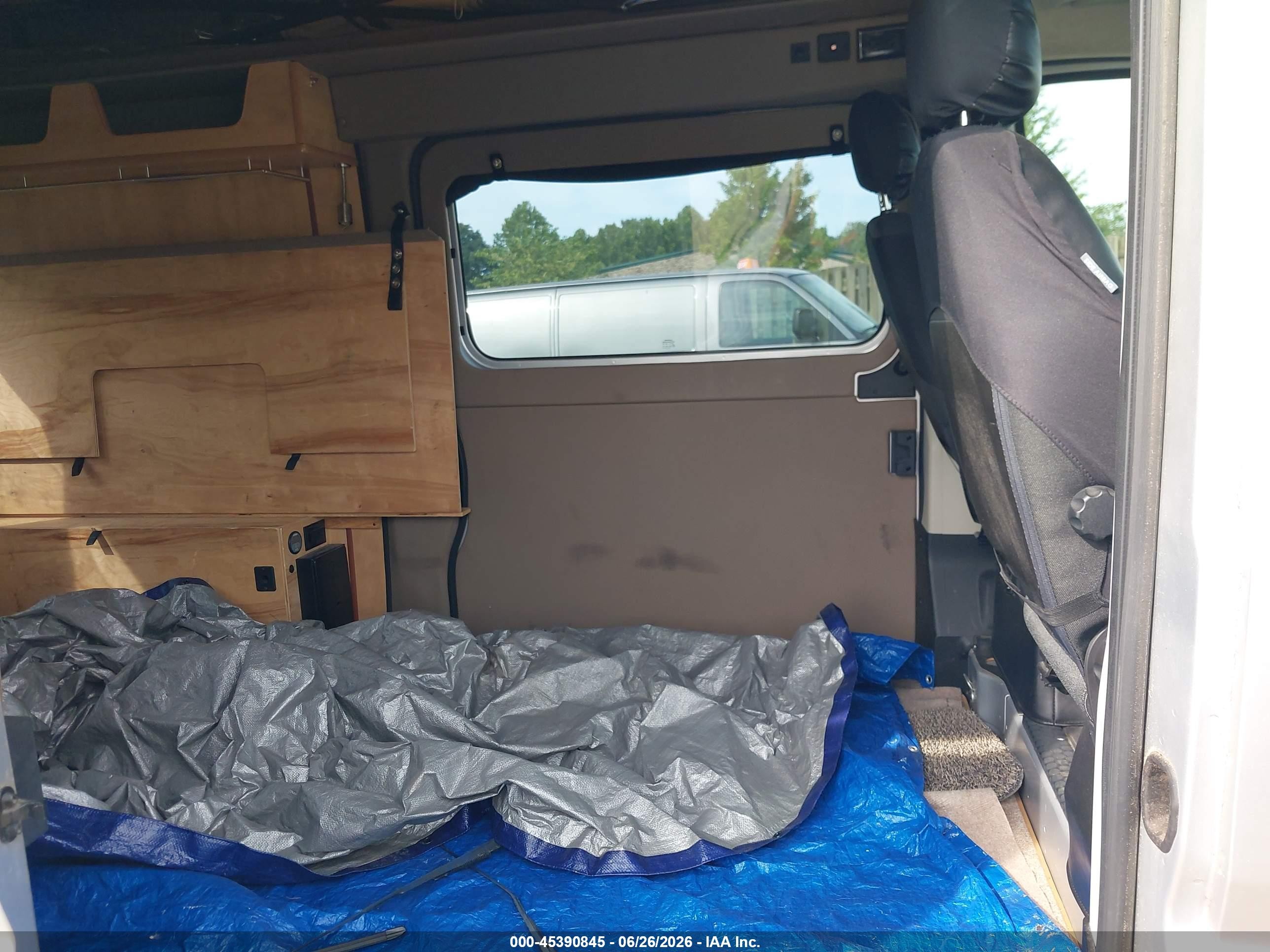 2014 Ram Promaster 1500 Low Roof Silver vin: 3C6TRVAG9EE121529