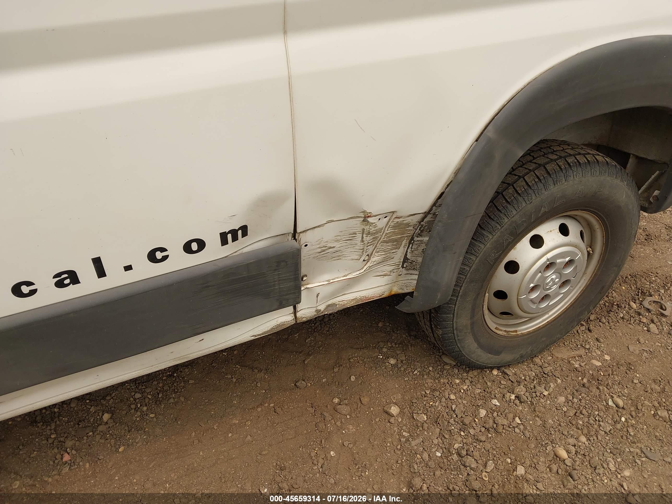 2014 Ram Promaster 1500 Low Roof Белый vin: 3C6TRVAG9EE124463