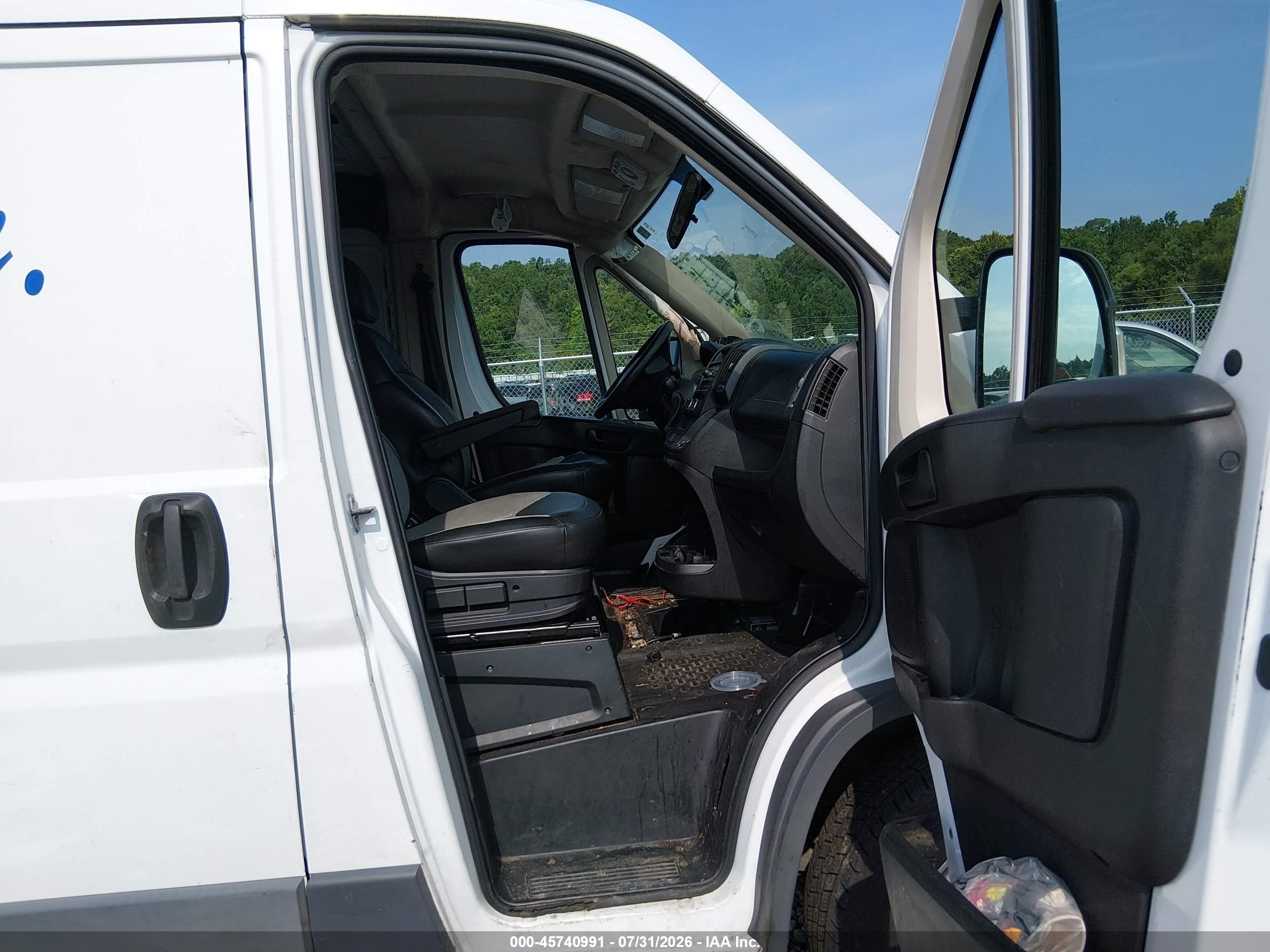 2014 Ram Promaster 1500 Low Roof White vin: 3C6TRVAGXEE105002