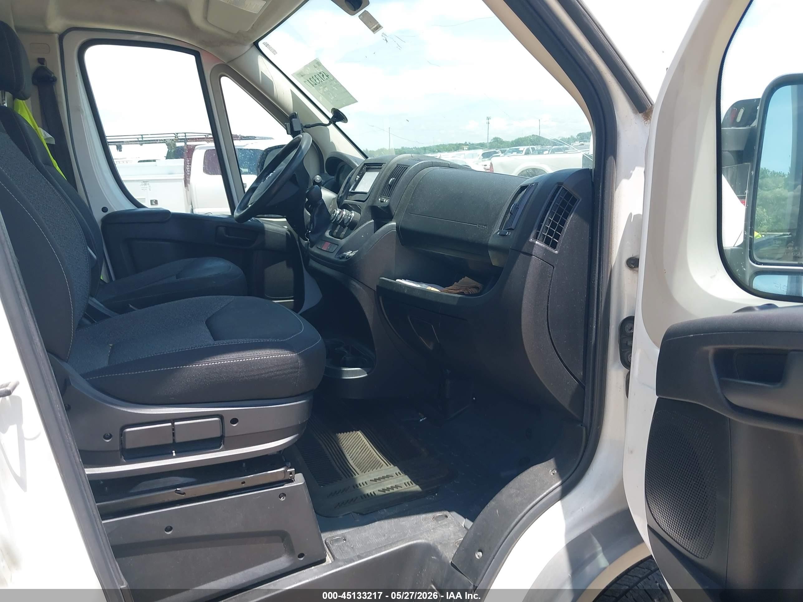 2014 Ram Promaster 1500   White vin: 3C6TRVBG1EE101712