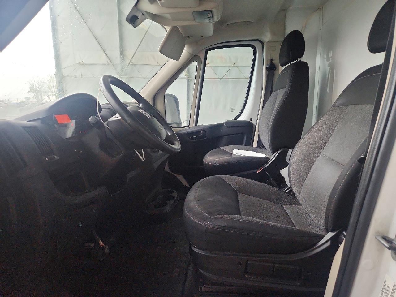 2014 Ram Promaster 1500 1500 High Белый vin: 3C6TRVBG2EE101668