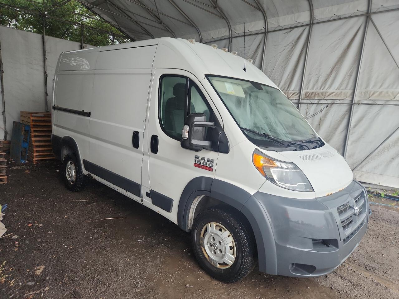 2014 Ram Promaster 1500 1500 High Белый vin: 3C6TRVBG2EE101668 Damage: Right Rocker Panel, Dent(S) W/ Paint Dmg, 1 To 2 Inches