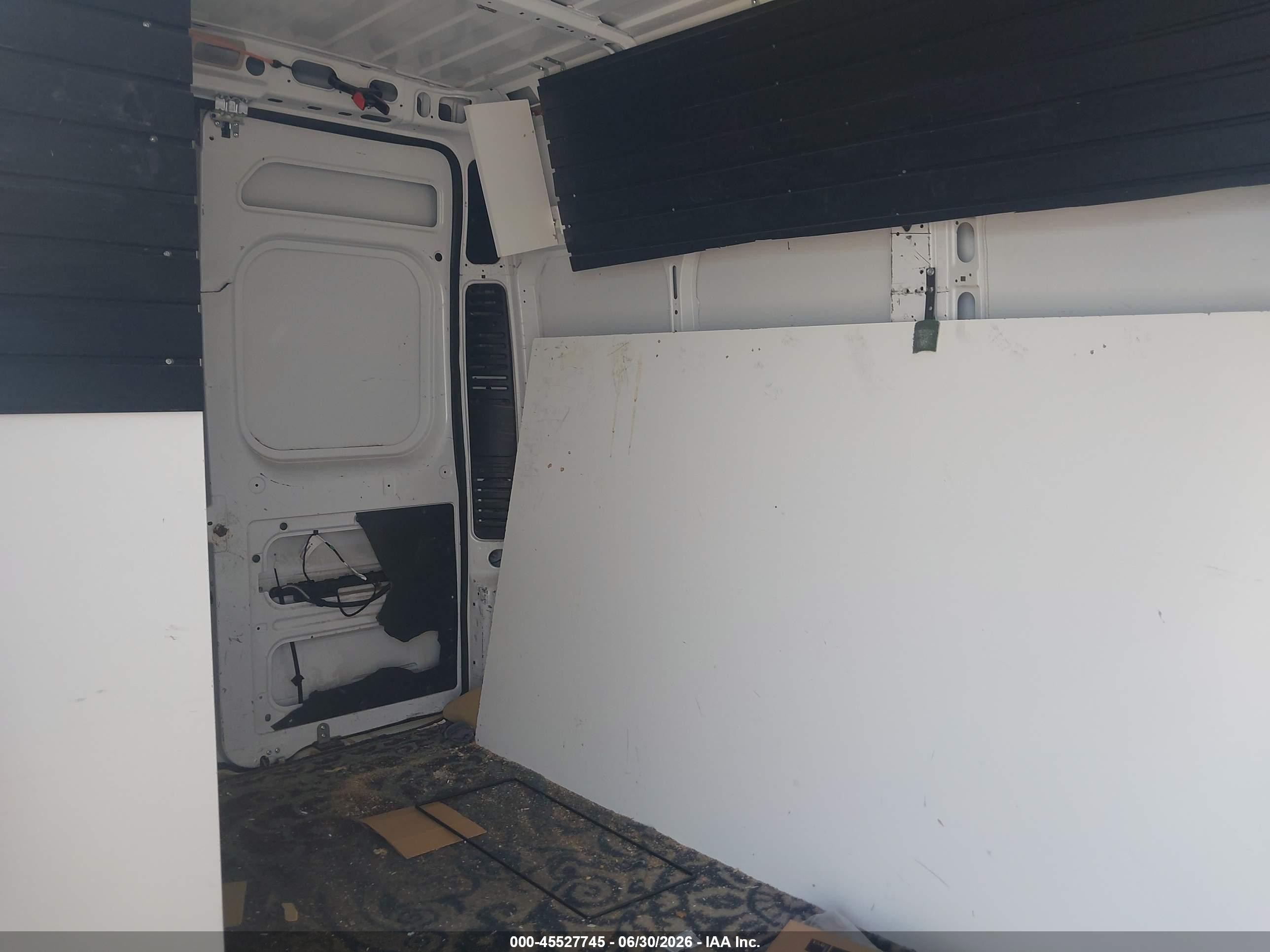 2014 Ram Promaster 1500   Белый vin: 3C6TRVBG2EE104196