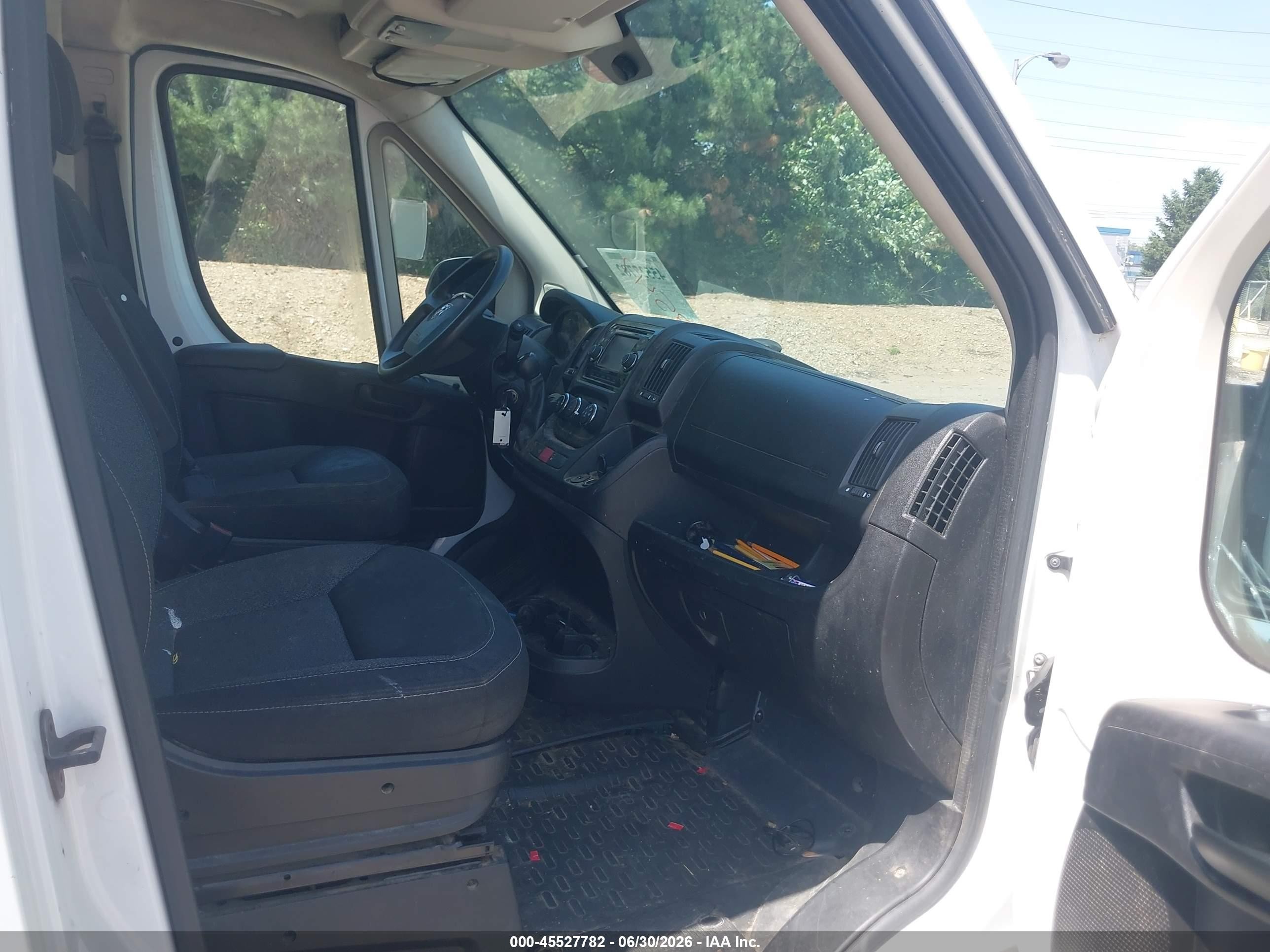 2015 Ram Promaster 1500   Белый vin: 3C6TRVBG2FE518547
