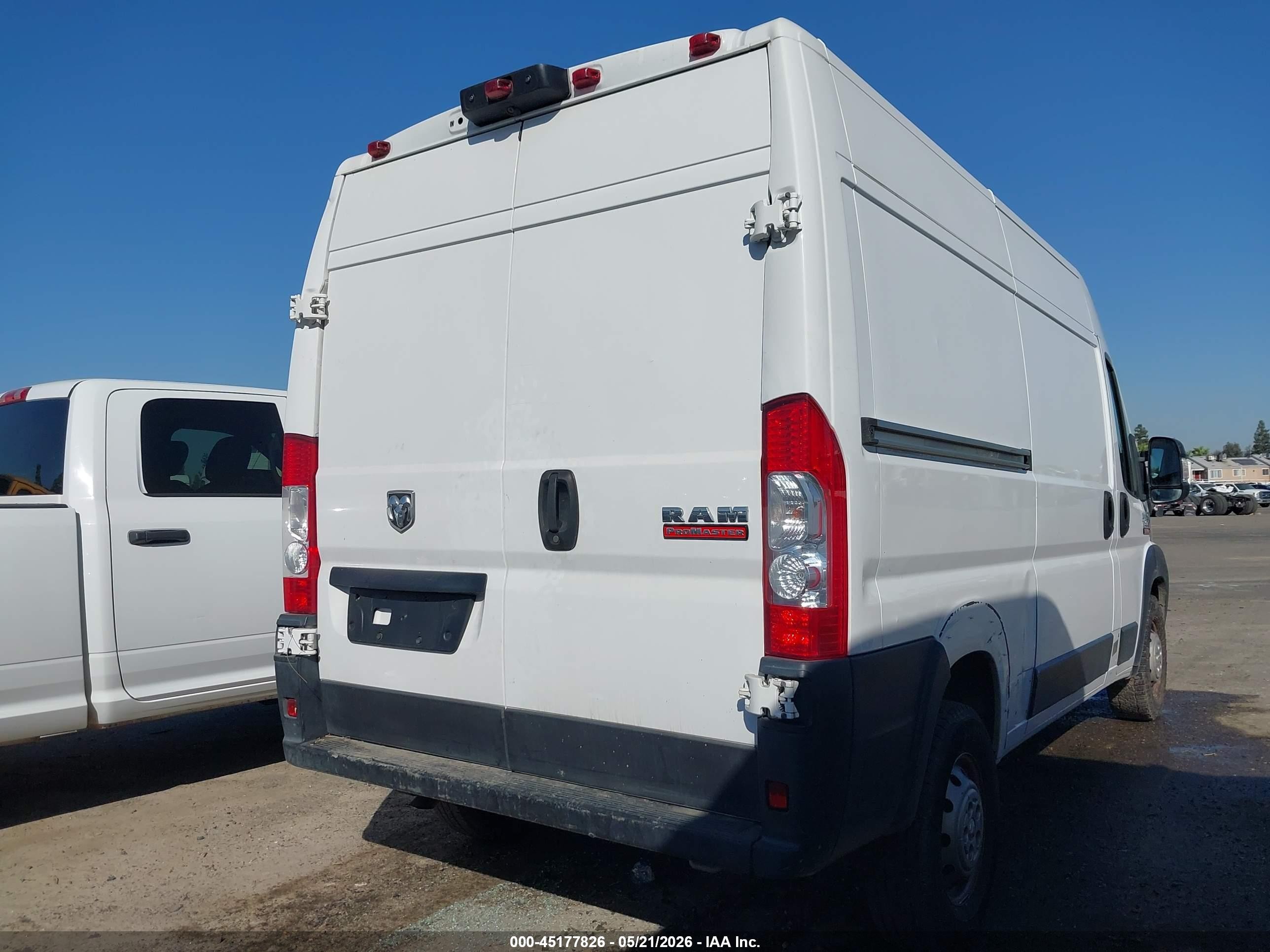2020 Ram Promaster 1500 High Roof 136 Wb White vin: 3C6TRVBGXLE111197