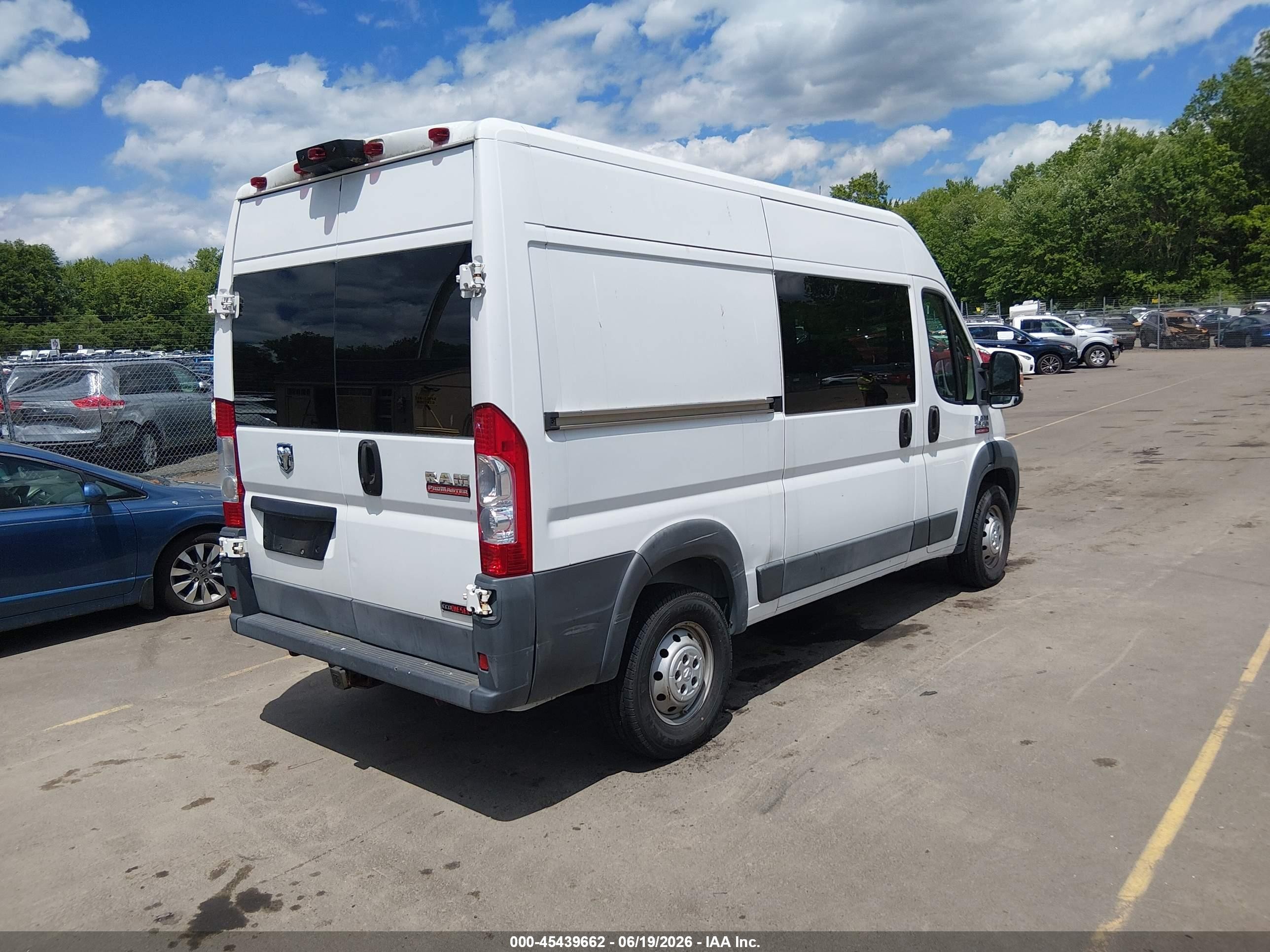 2015 Ram Promaster 2500 High Roof White vin: 3C6TRVCD5FE509734