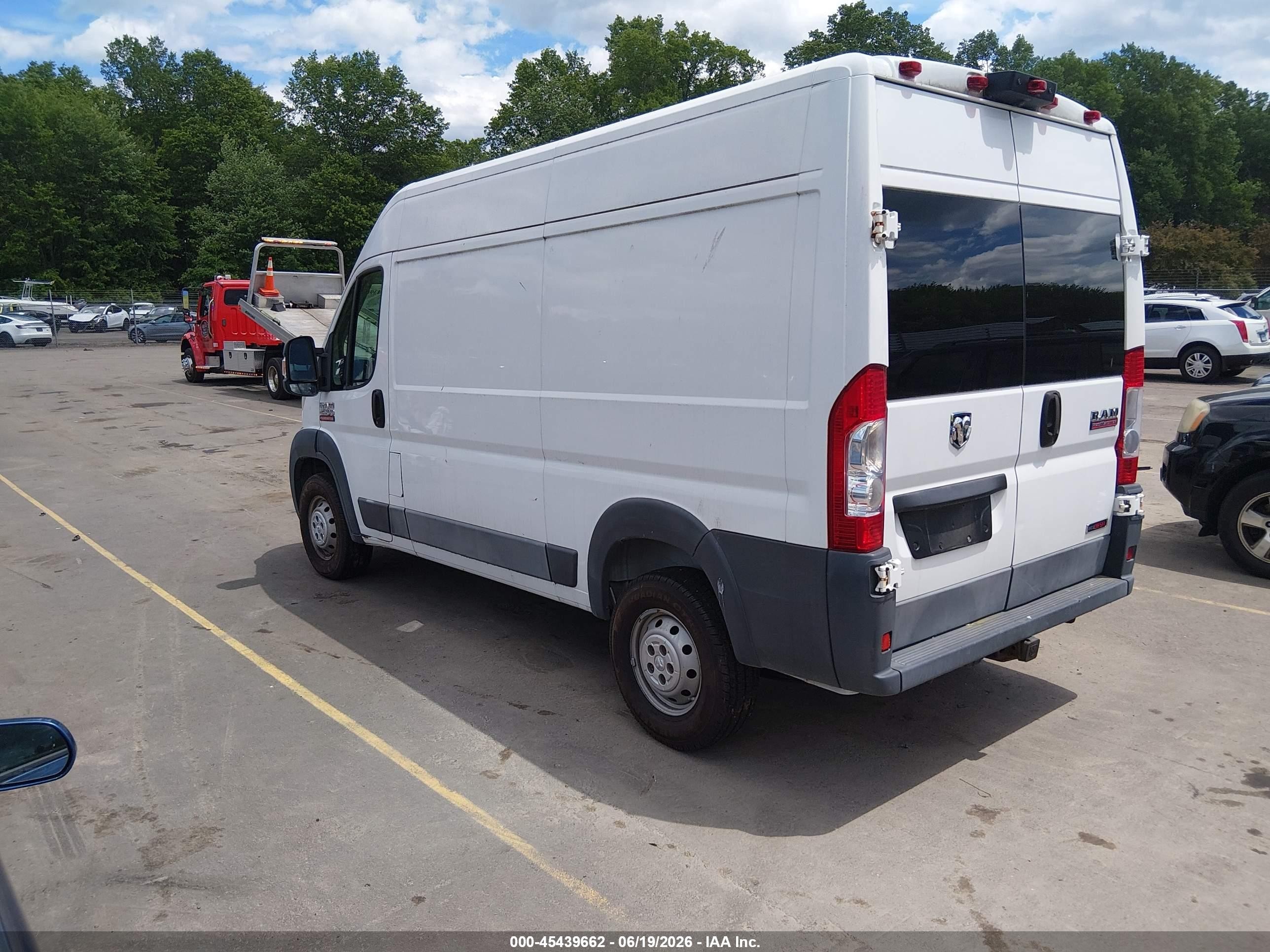 2015 Ram Promaster 2500 High Roof White vin: 3C6TRVCD5FE509734