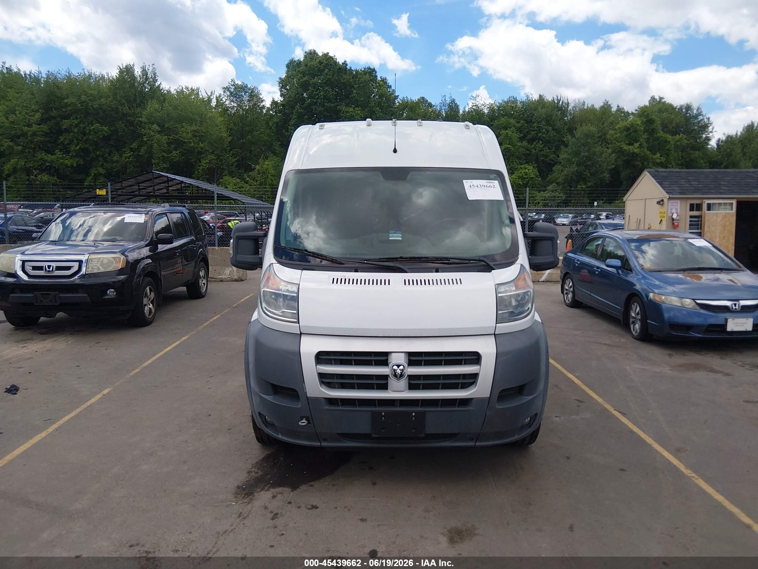 2015 Ram Promaster 2500 High Roof White vin: 3C6TRVCD5FE509734