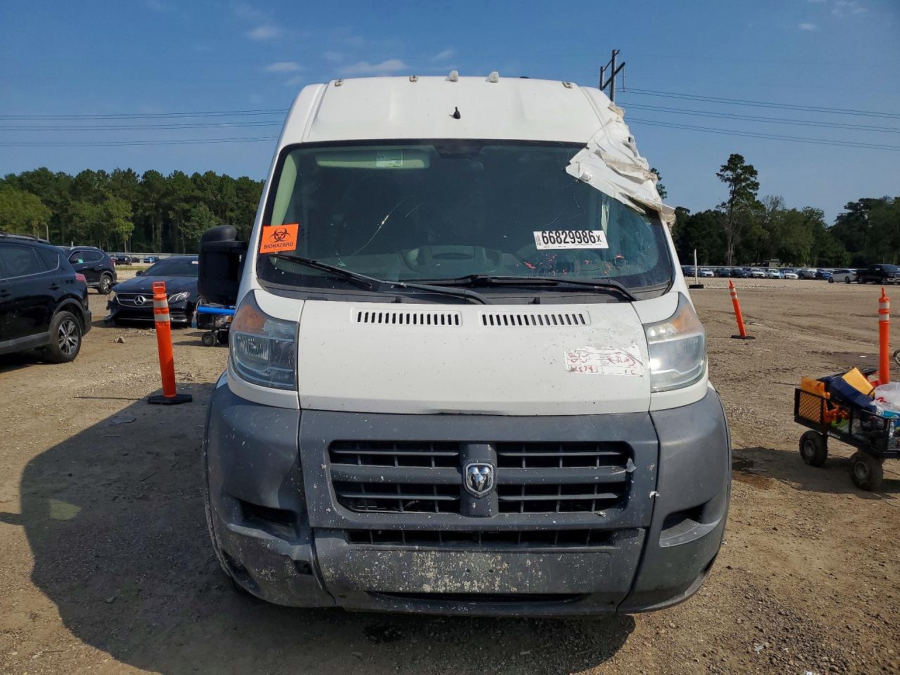2017 Ram Promaster 2500 2500 High White vin: 3C6TRVCG0HE523537