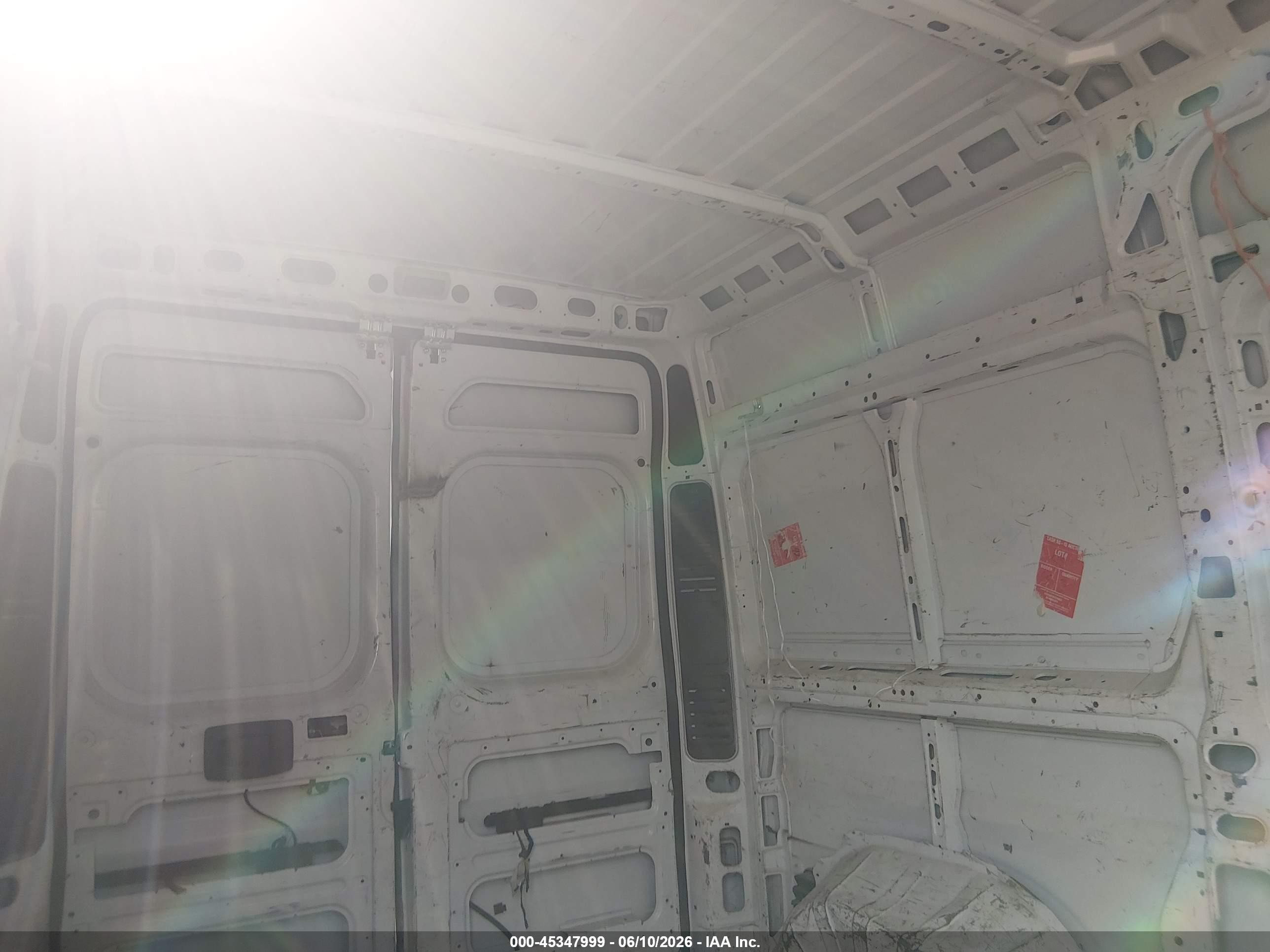 2014 Ram Promaster 2500 High Roof Белый vin: 3C6TRVCG4EE123198