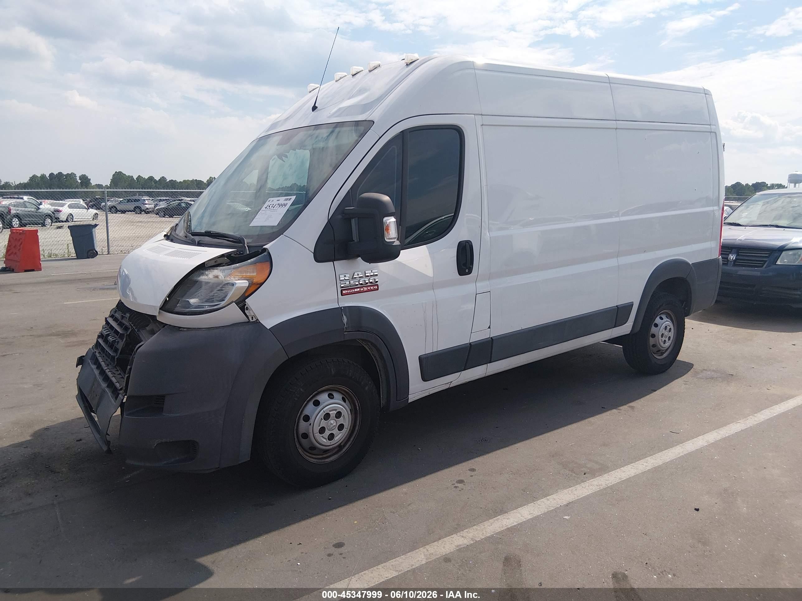 2014 Ram Promaster 2500 High Roof Белый vin: 3C6TRVCG4EE123198