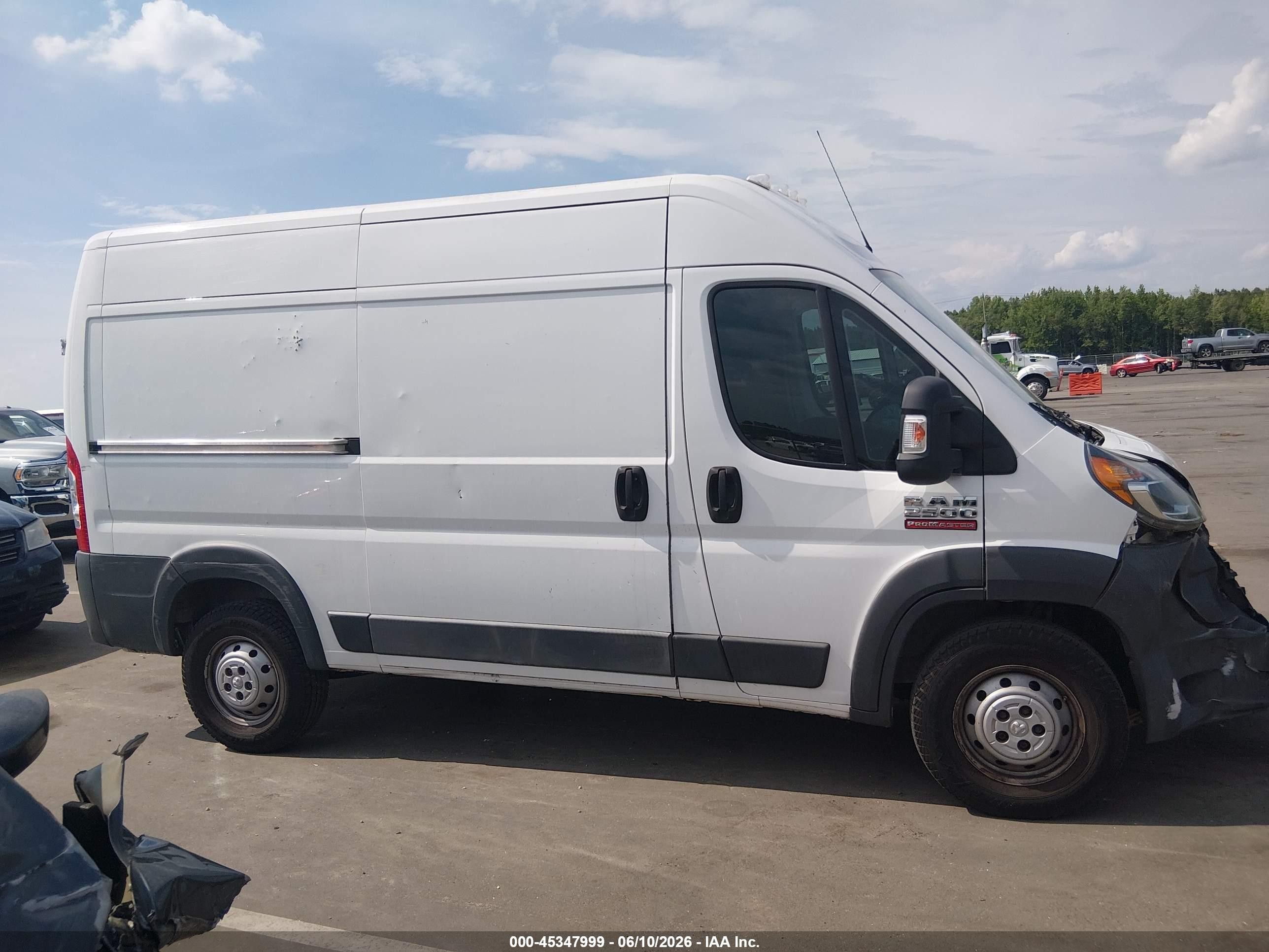 2014 Ram Promaster 2500 High Roof Белый vin: 3C6TRVCG4EE123198