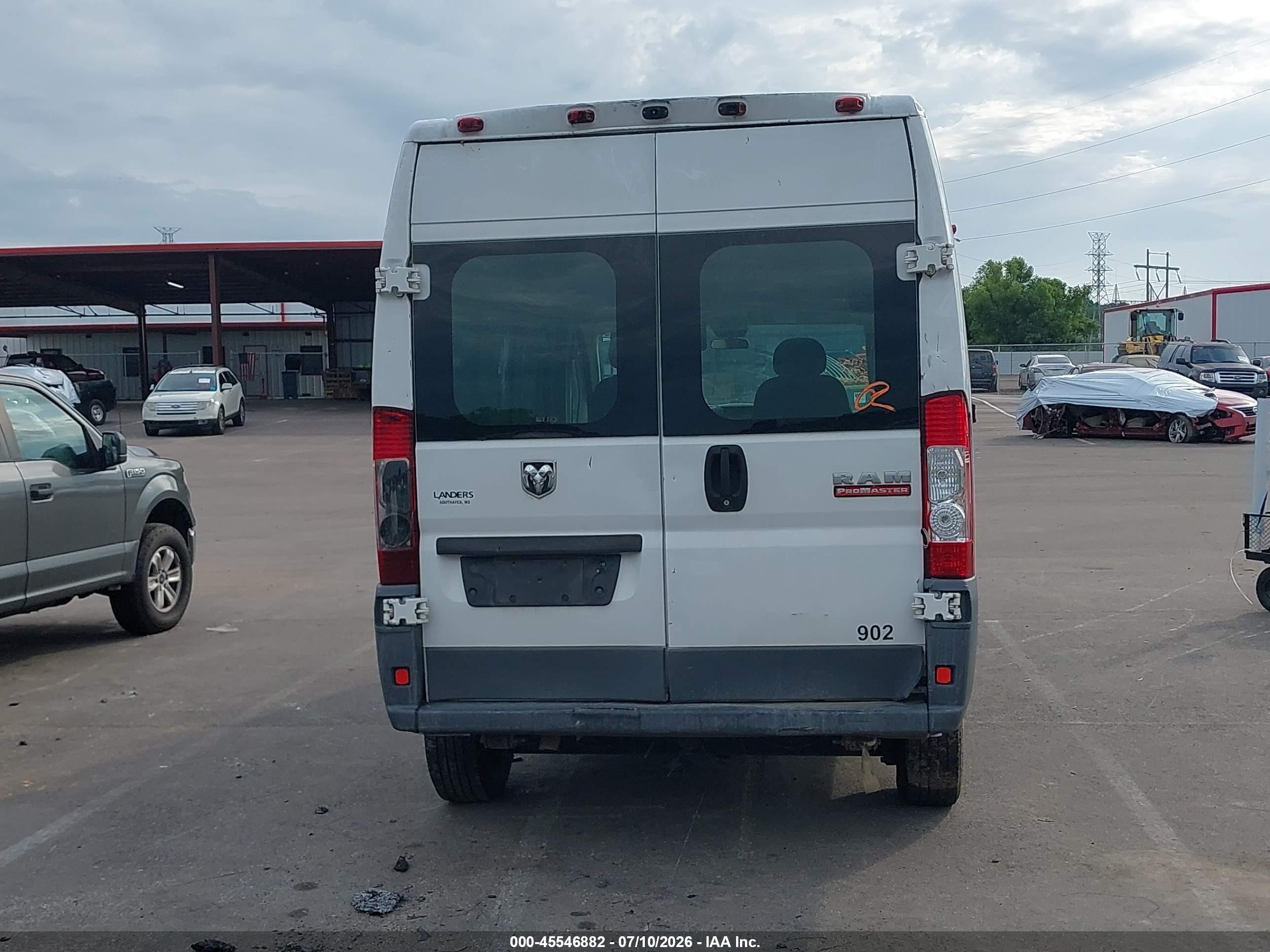 2015 Ram Promaster 2500 High Roof Белый vin: 3C6TRVCG5FE504902