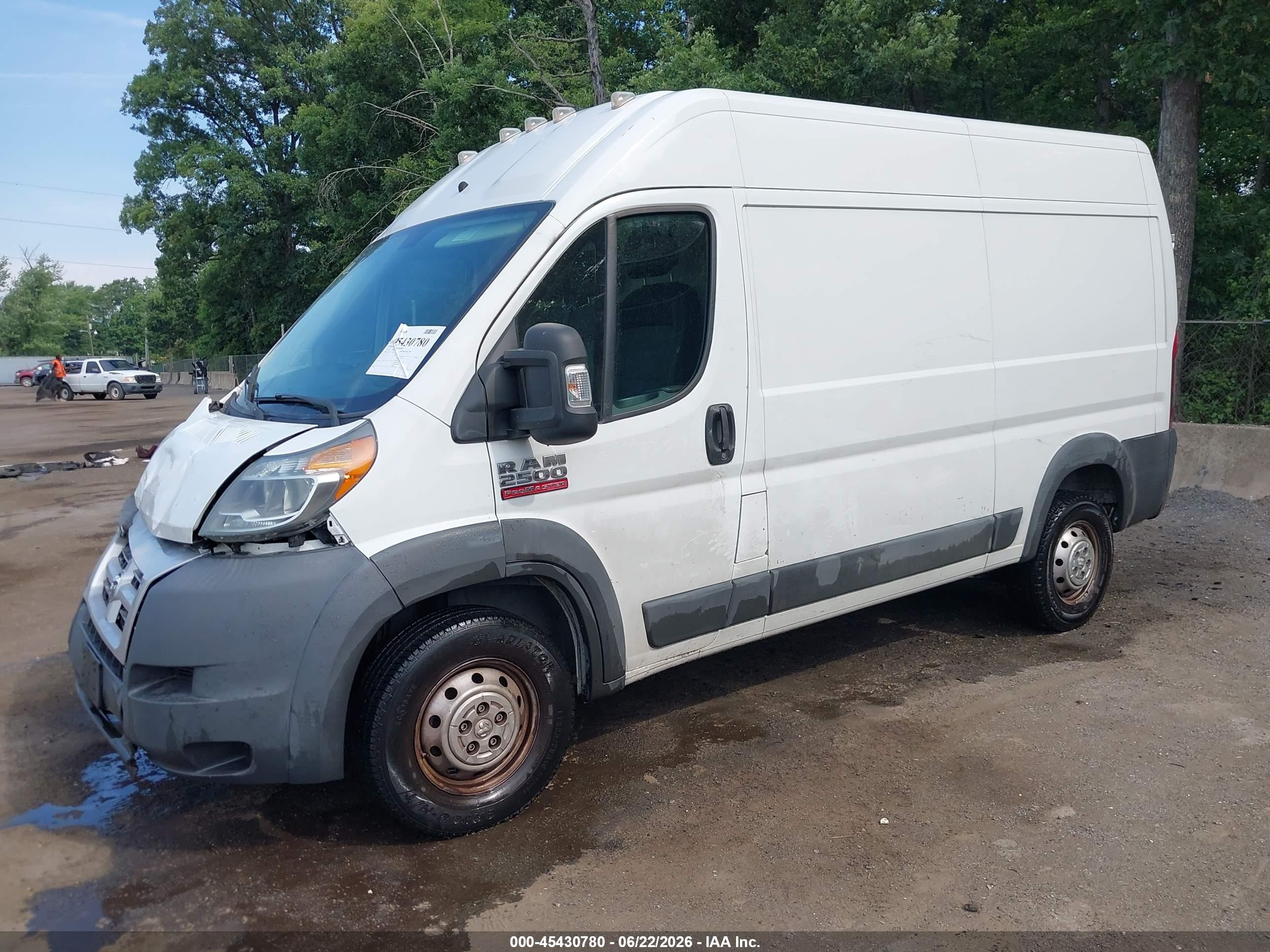 2014 Ram Promaster 2500 High Roof White vin: 3C6TRVCG6EE101249