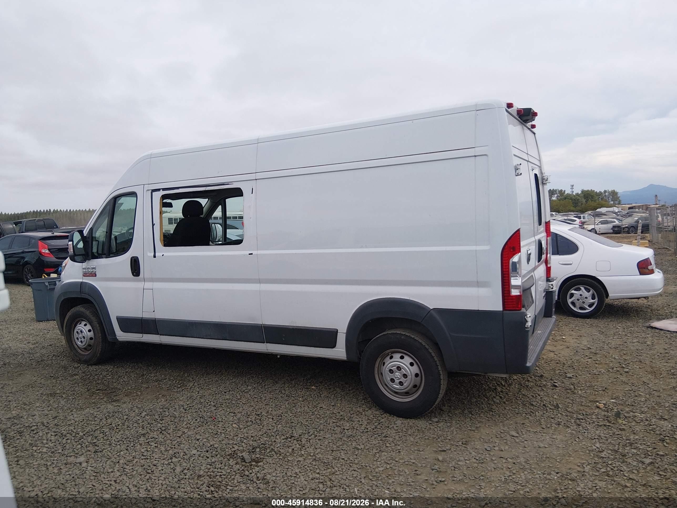 2015 Ram Promaster 2500 High Roof Белый vin: 3C6TRVDD2FE510466