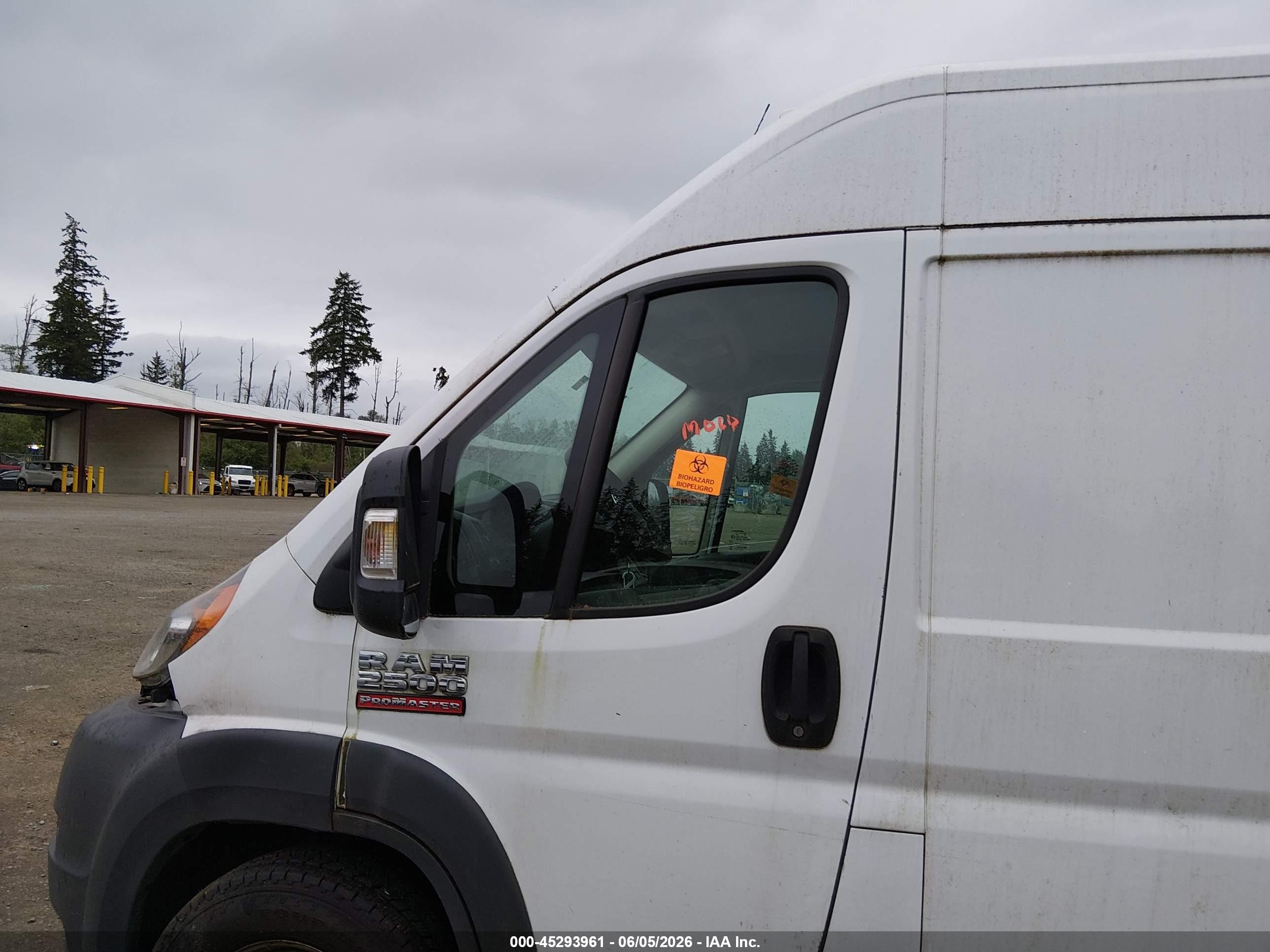 2014 Ram Promaster 2500 High Roof White vin: 3C6TRVDG0EE119163
