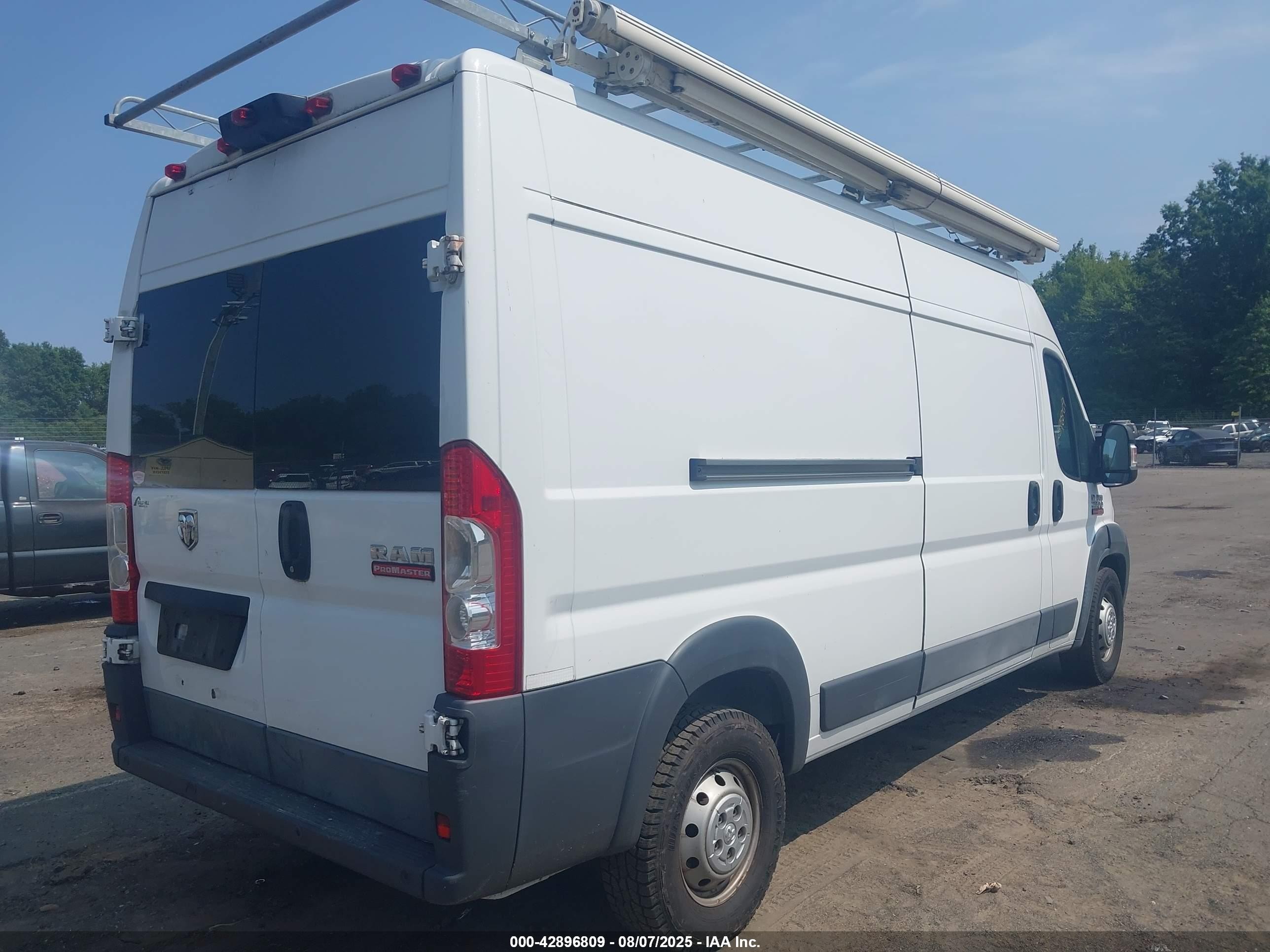 2017 Ram Promaster 2500 High Roof 159 Wb White vin: 3C6TRVDG0HE535301
