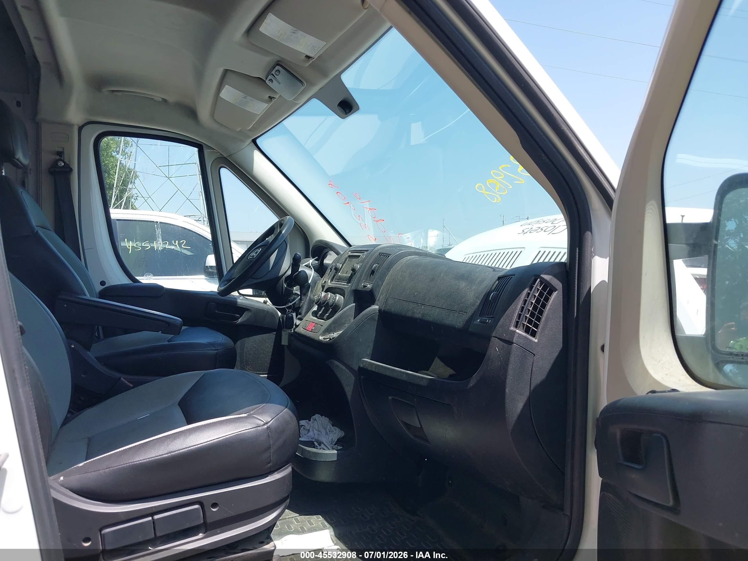 2014 Ram Promaster 2500 High Roof White vin: 3C6TRVDG1EE123156