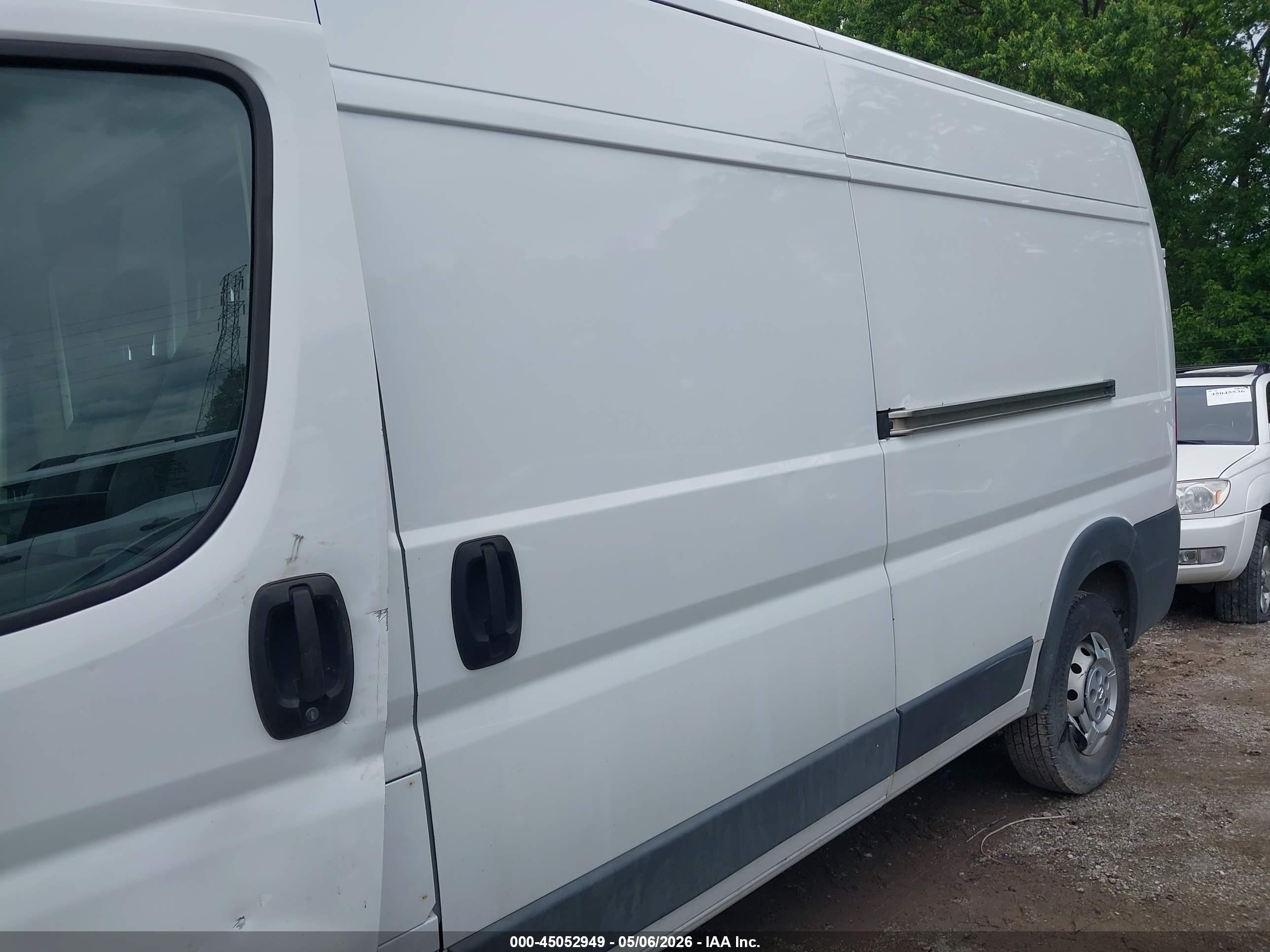 2015 Ram Promaster 2500 High Roof White vin: 3C6TRVDG1FE506032