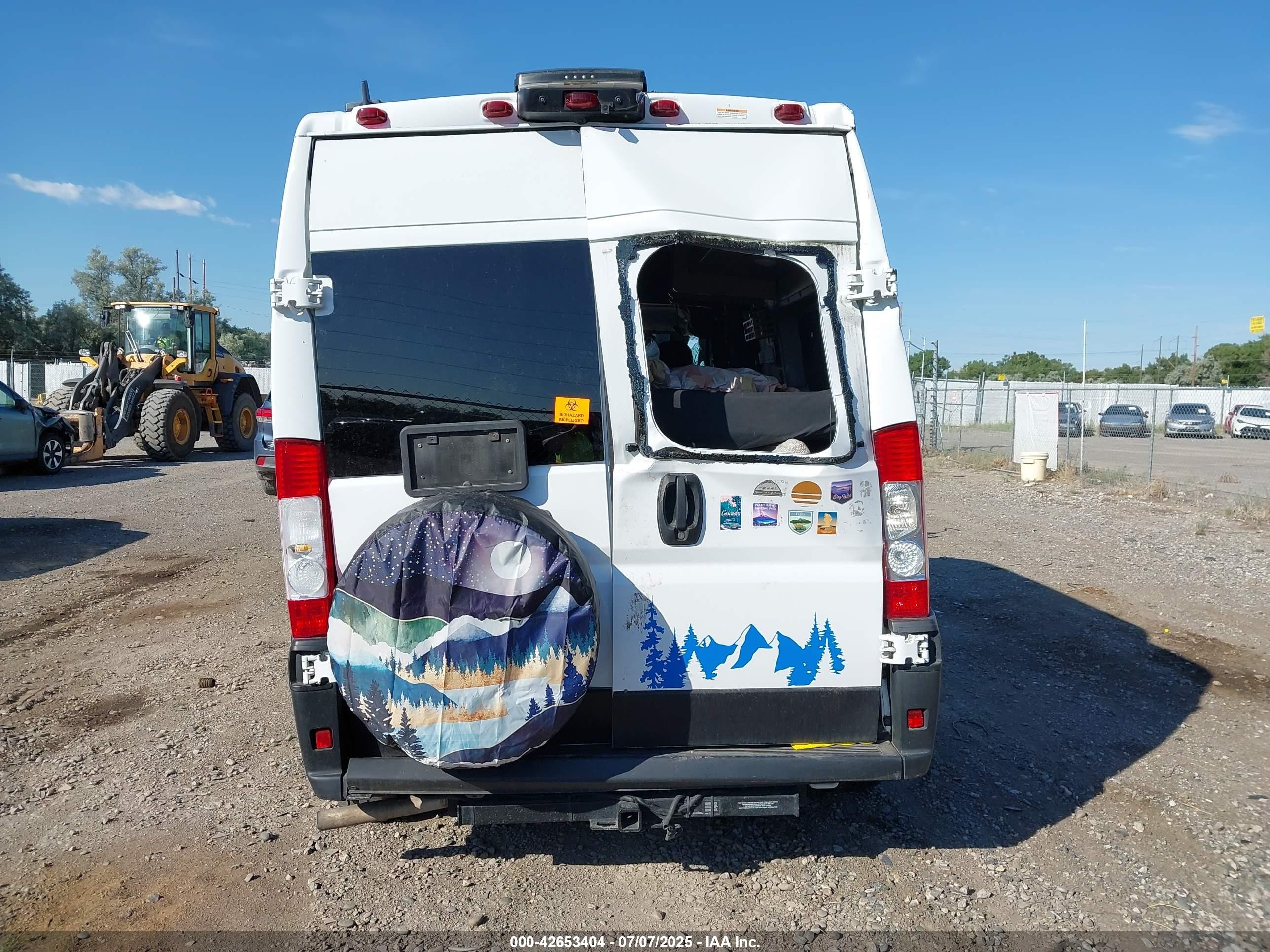 2021 Winnebago Promaster 2500   White vin: 3C6TRVDG1LE124384