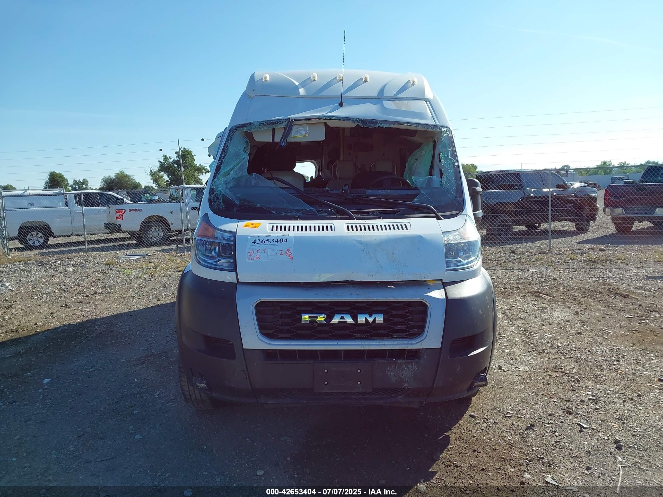 2021 Winnebago Promaster 2500   White vin: 3C6TRVDG1LE124384