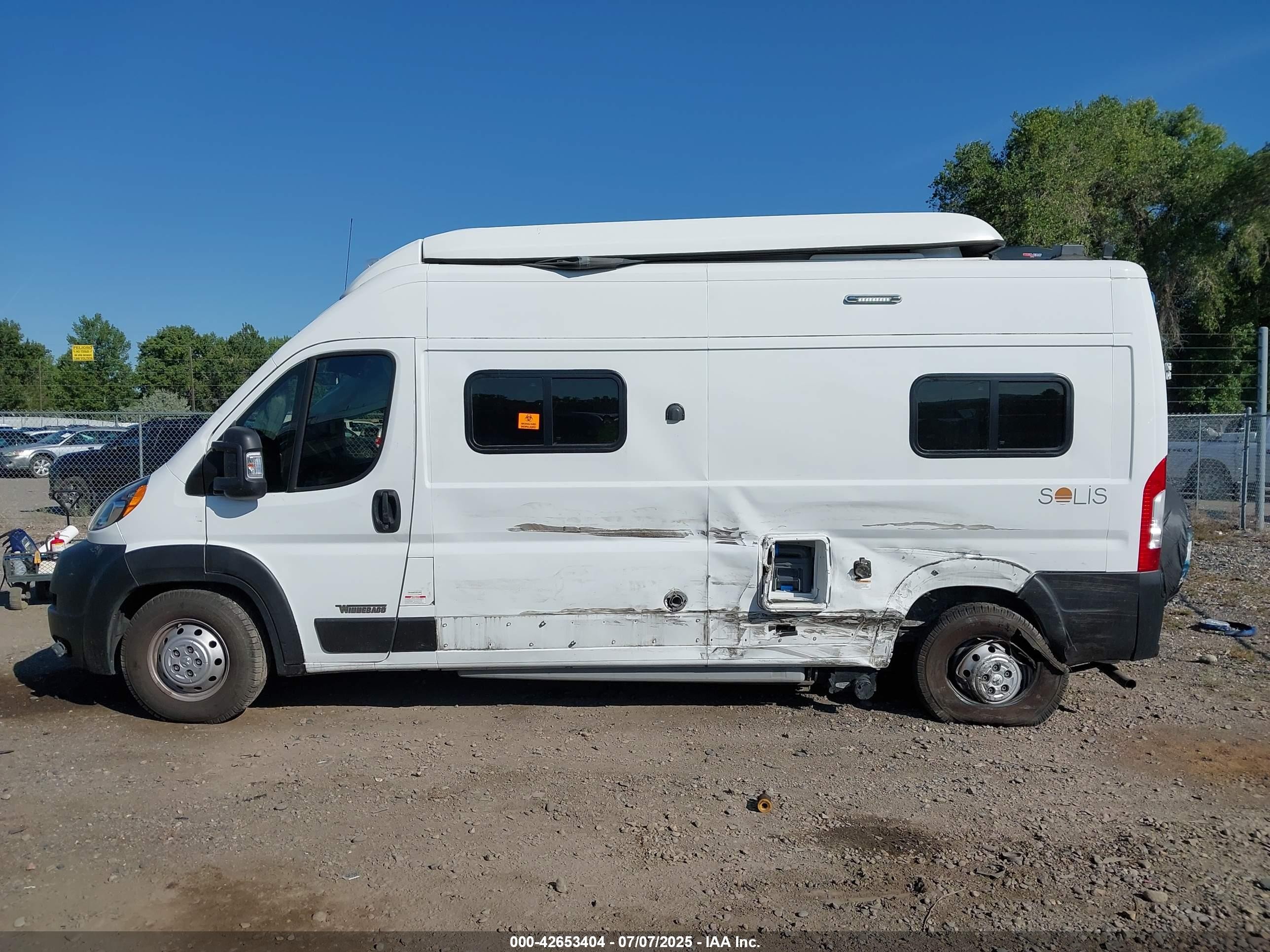2021 Winnebago Promaster 2500   White vin: 3C6TRVDG1LE124384