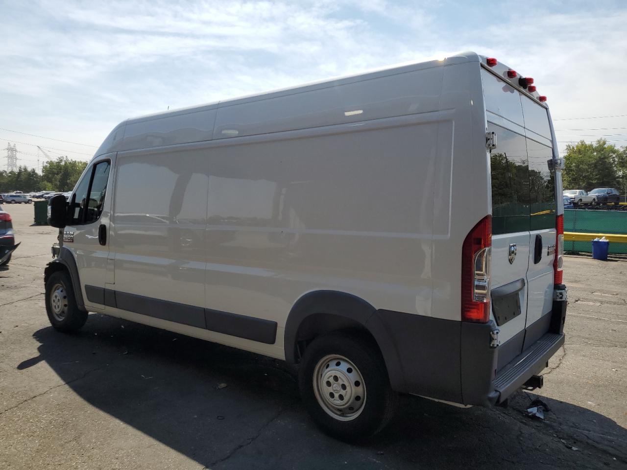 2014 Ram Promaster 2500 2500 High White vin: 3C6TRVDG3EE118380