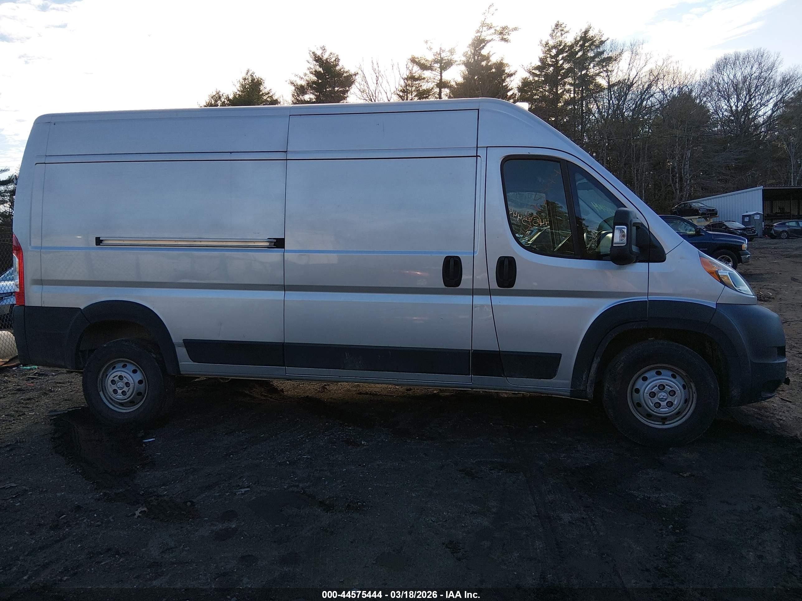 2019 Ram Promaster 2500 High Roof 159 Wb Silver vin: 3C6TRVDG5KE530831