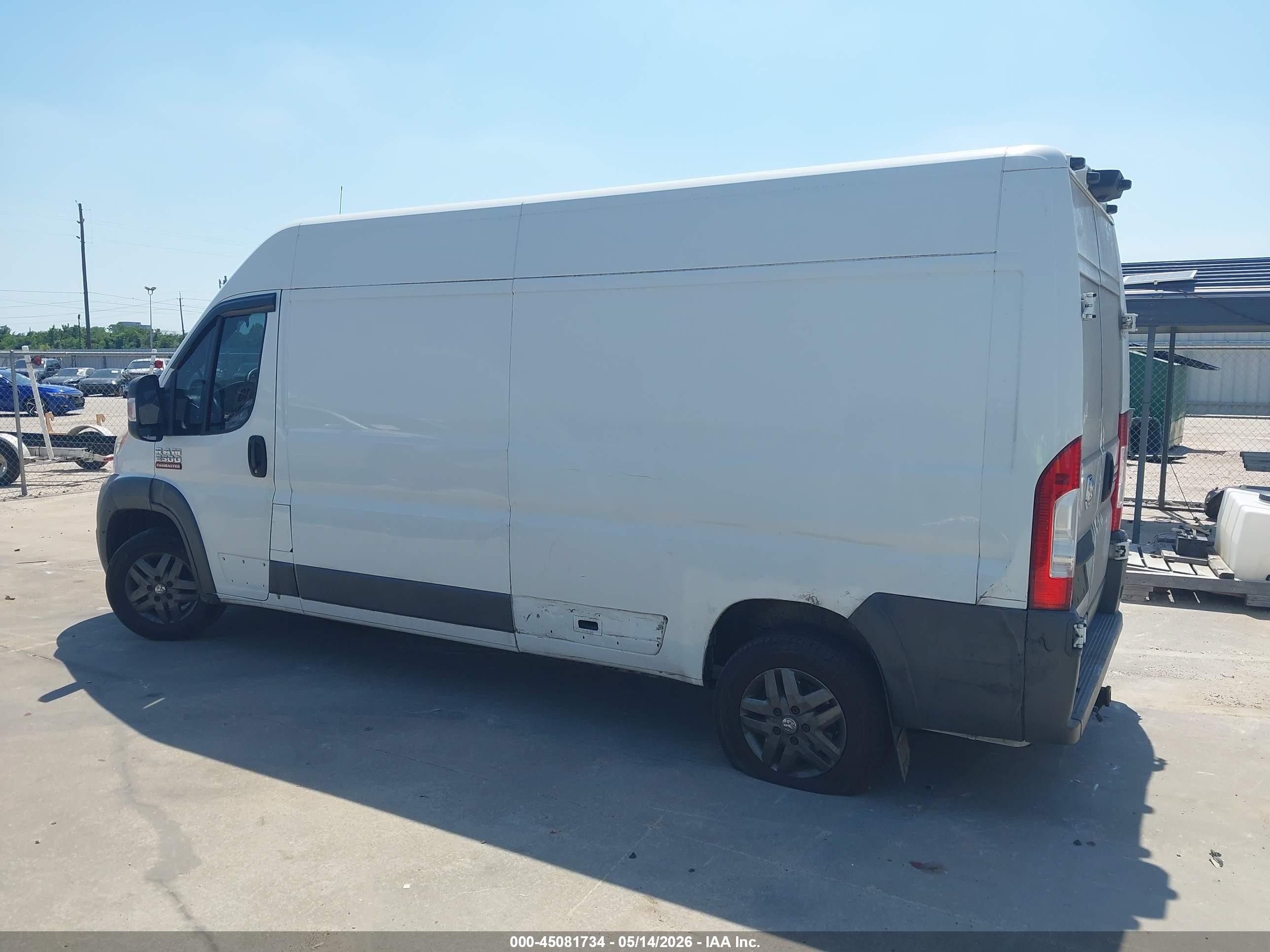 2014 Ram Promaster 2500 High Roof White vin: 3C6TRVDG8EE107052