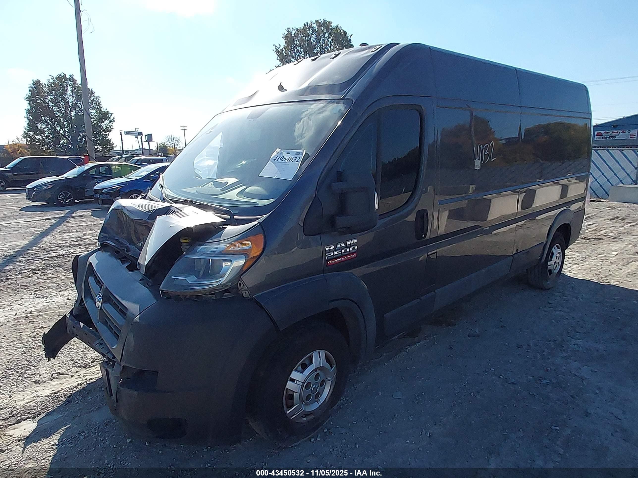 2015 Ram Promaster 2500 High Roof Серый vin: 3C6TRVDGXFE501833