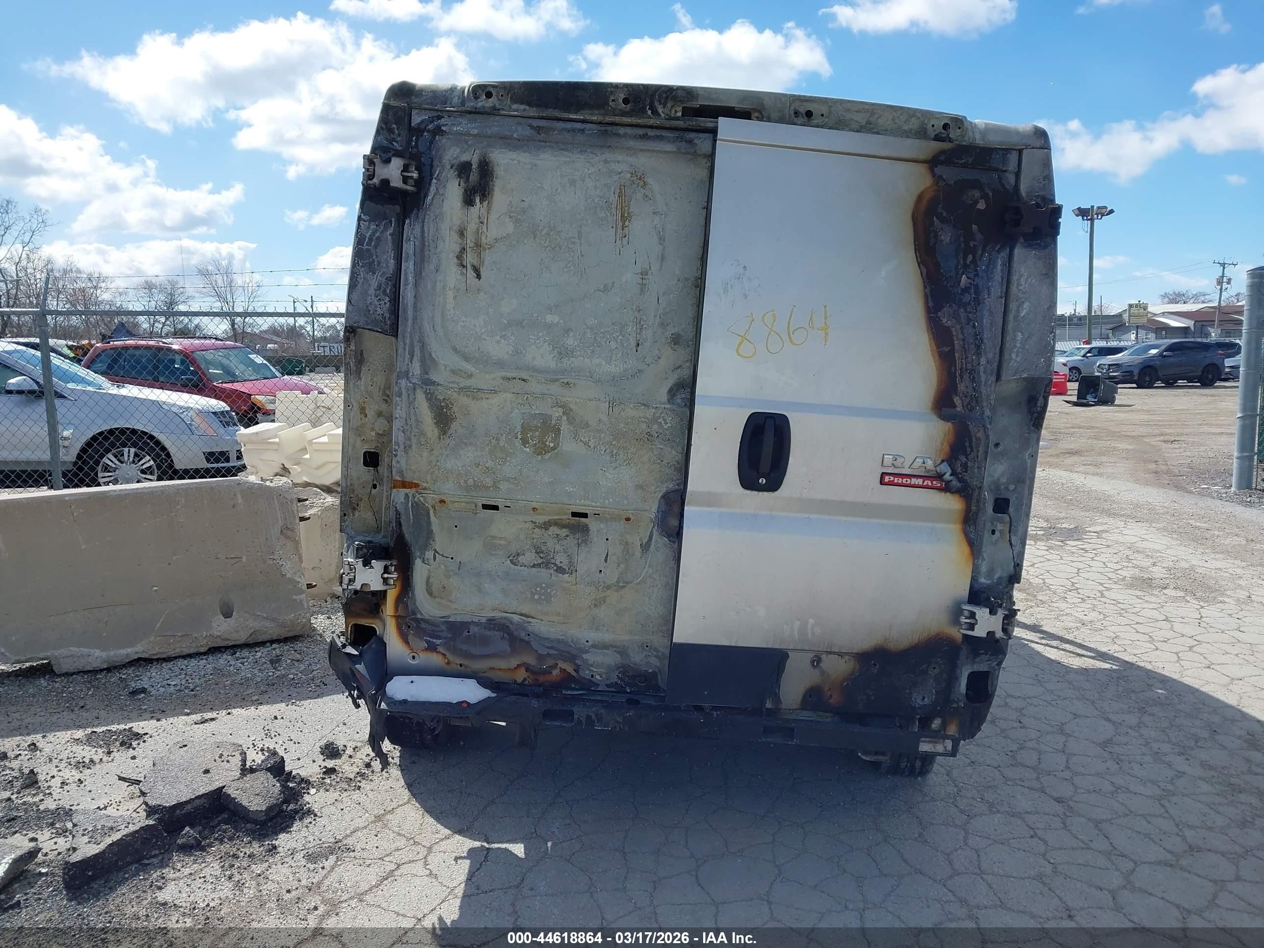 2019 Ram Promaster 1500 Low Roof 118 Wb Белый vin: 3C6TRVNG6KE518847