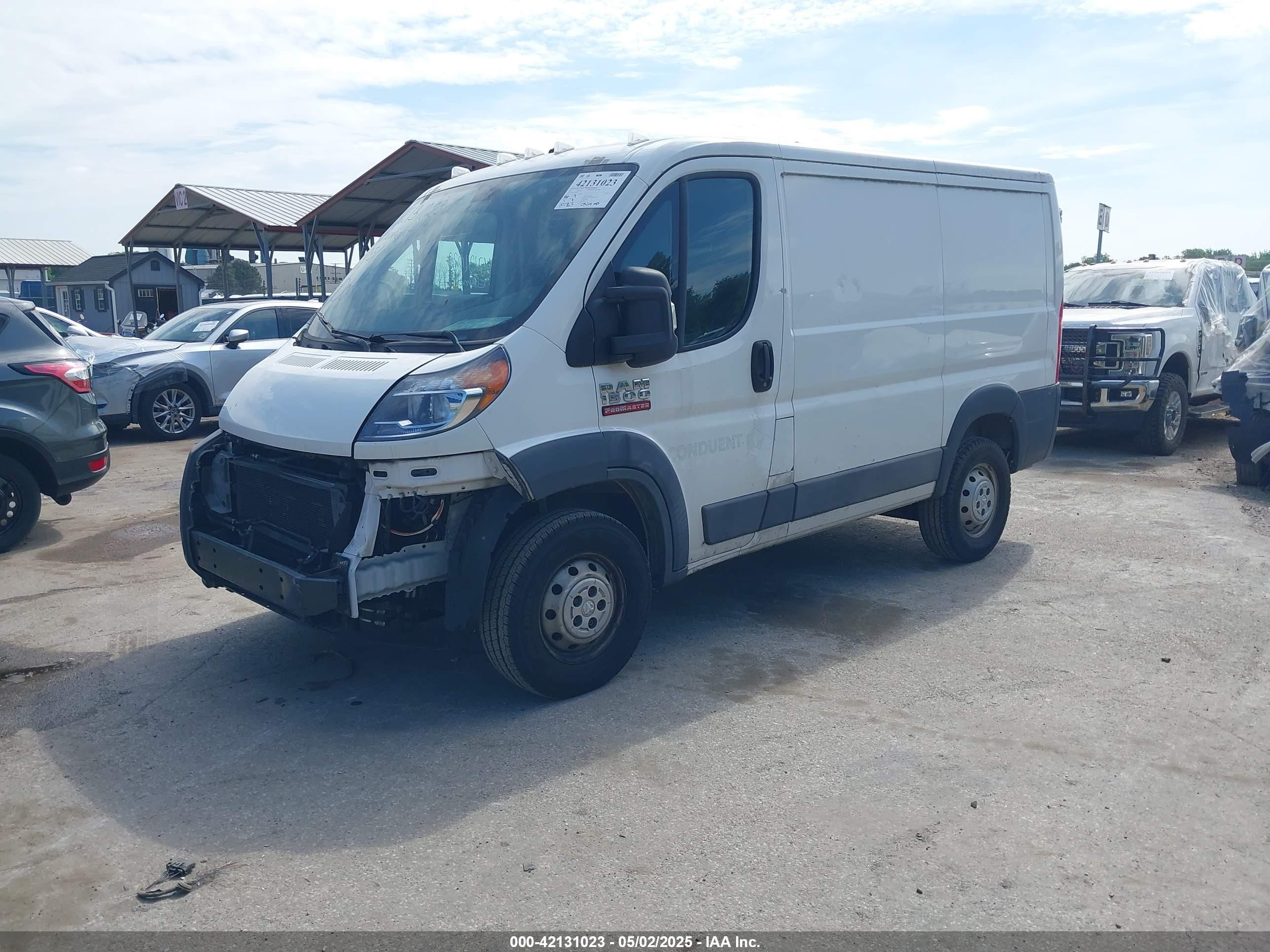 2017 Ram Promaster 1500 Low Roof 118 Wb Белый vin: 3C6TRVNG7HE532572