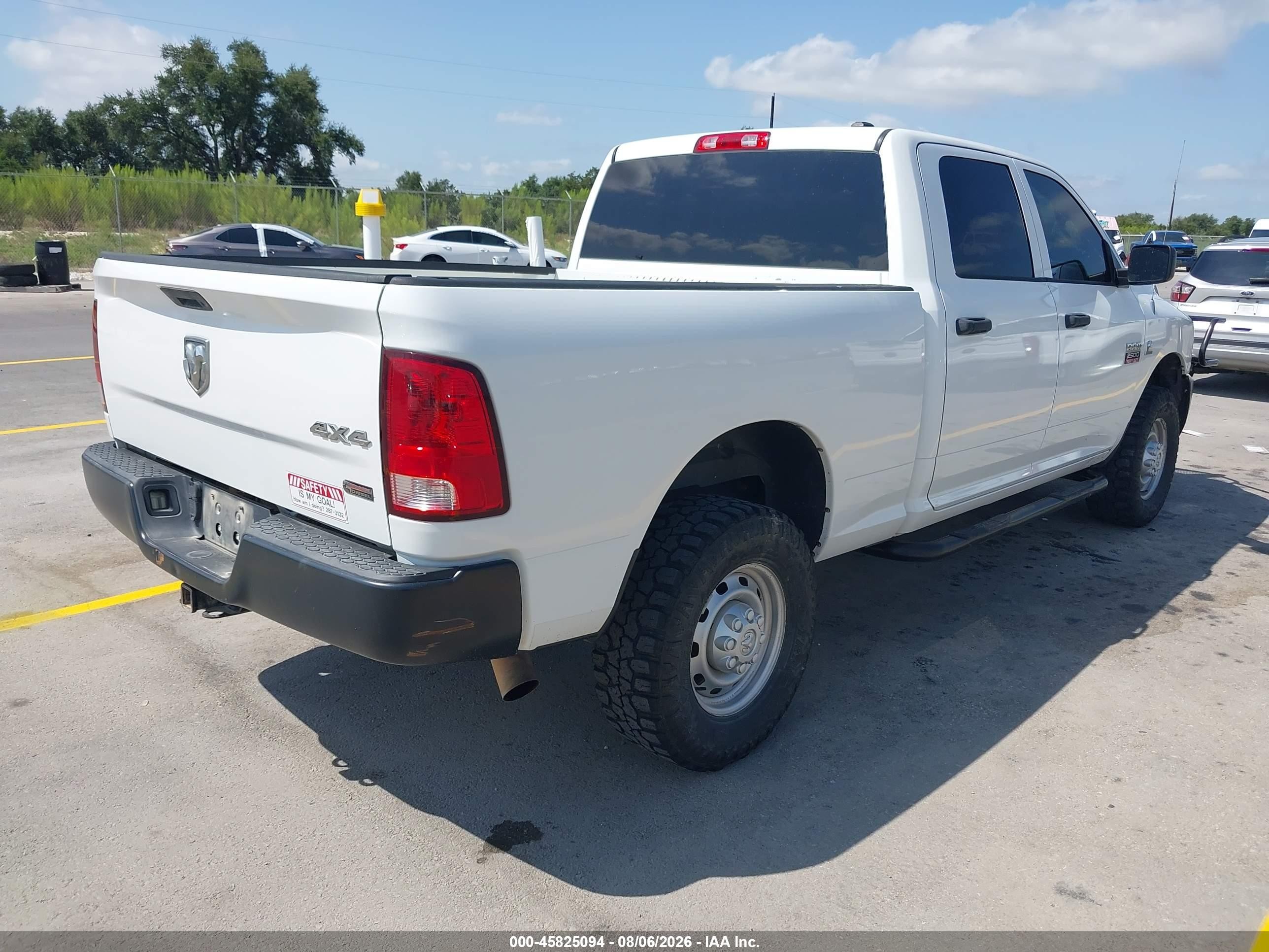 2012 Ram 2500 St White vin: 3C6UD5CL6CG269054