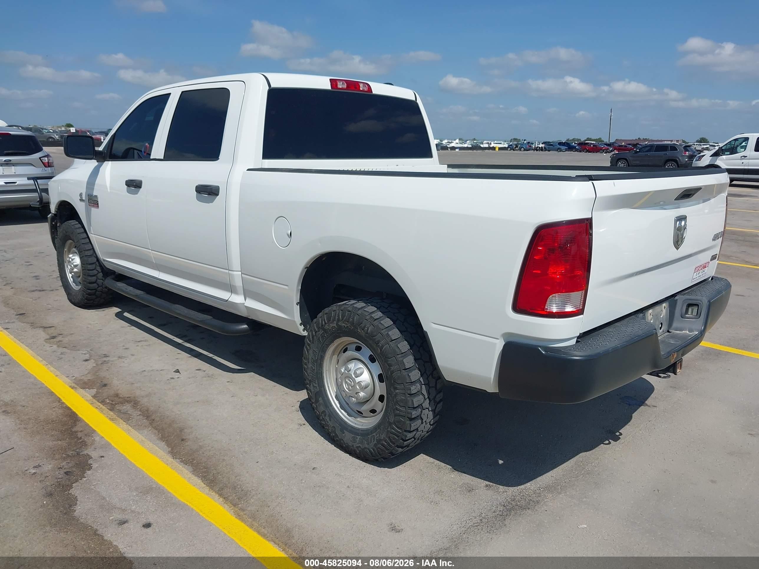 2012 Ram 2500 St White vin: 3C6UD5CL6CG269054