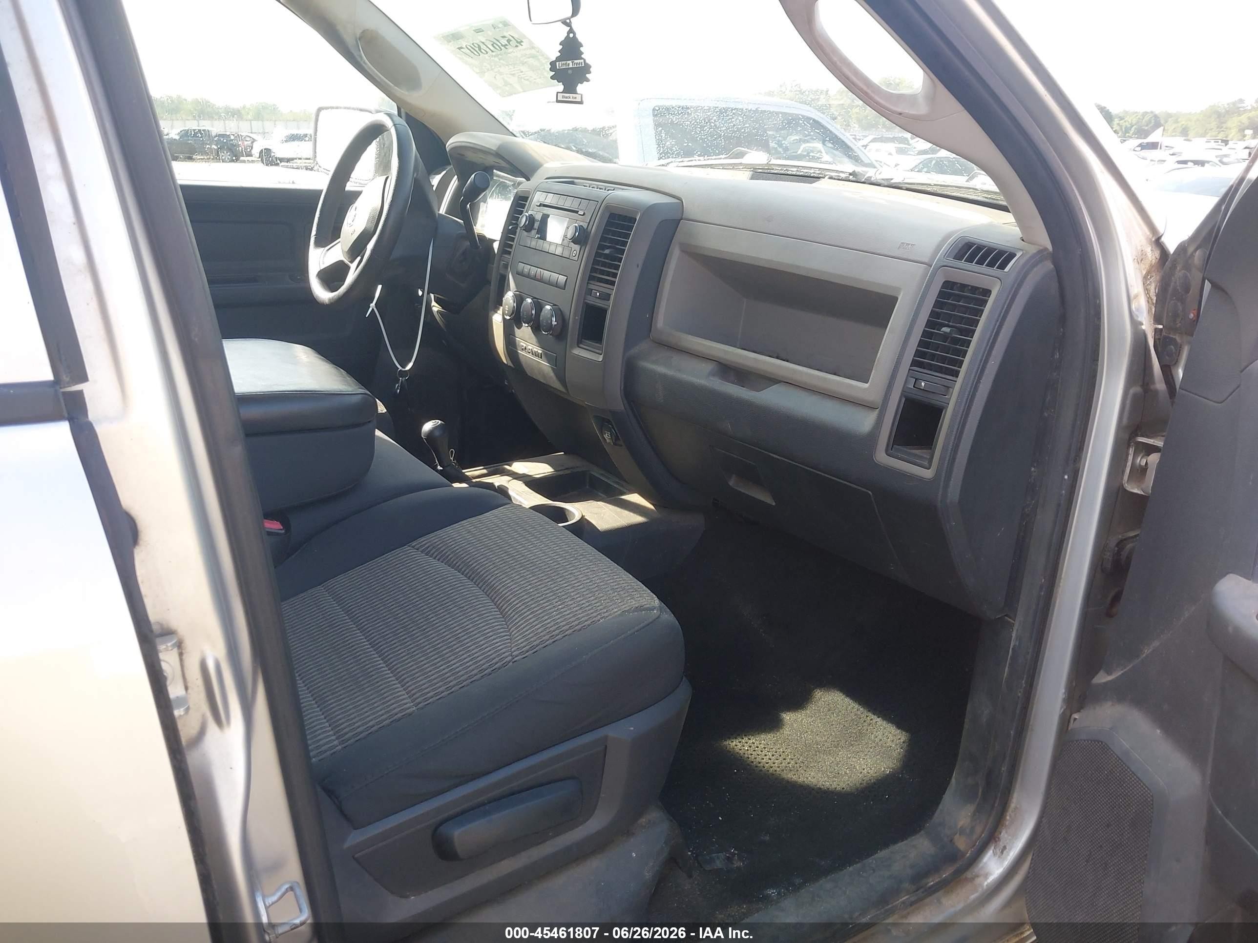 2012 Ram 2500 St Silver vin: 3C6UD5CL6CG291426