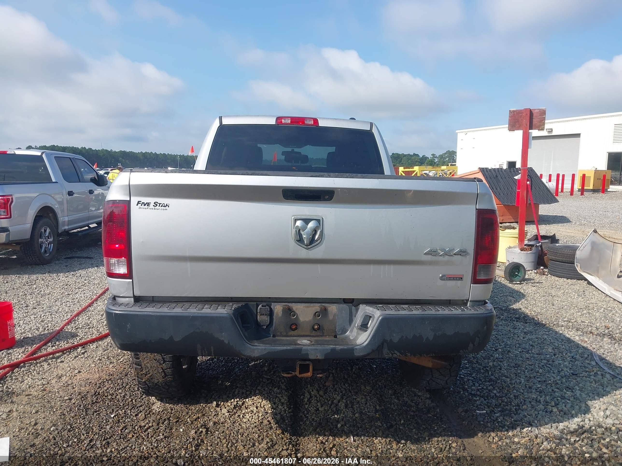 2012 Ram 2500 St Silver vin: 3C6UD5CL6CG291426