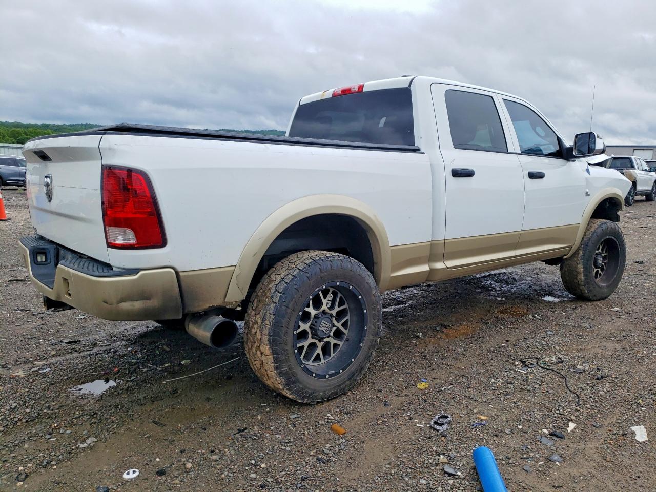 2012 Dodge Ram 2500 St Белый vin: 3C6UD5CL7CG182151