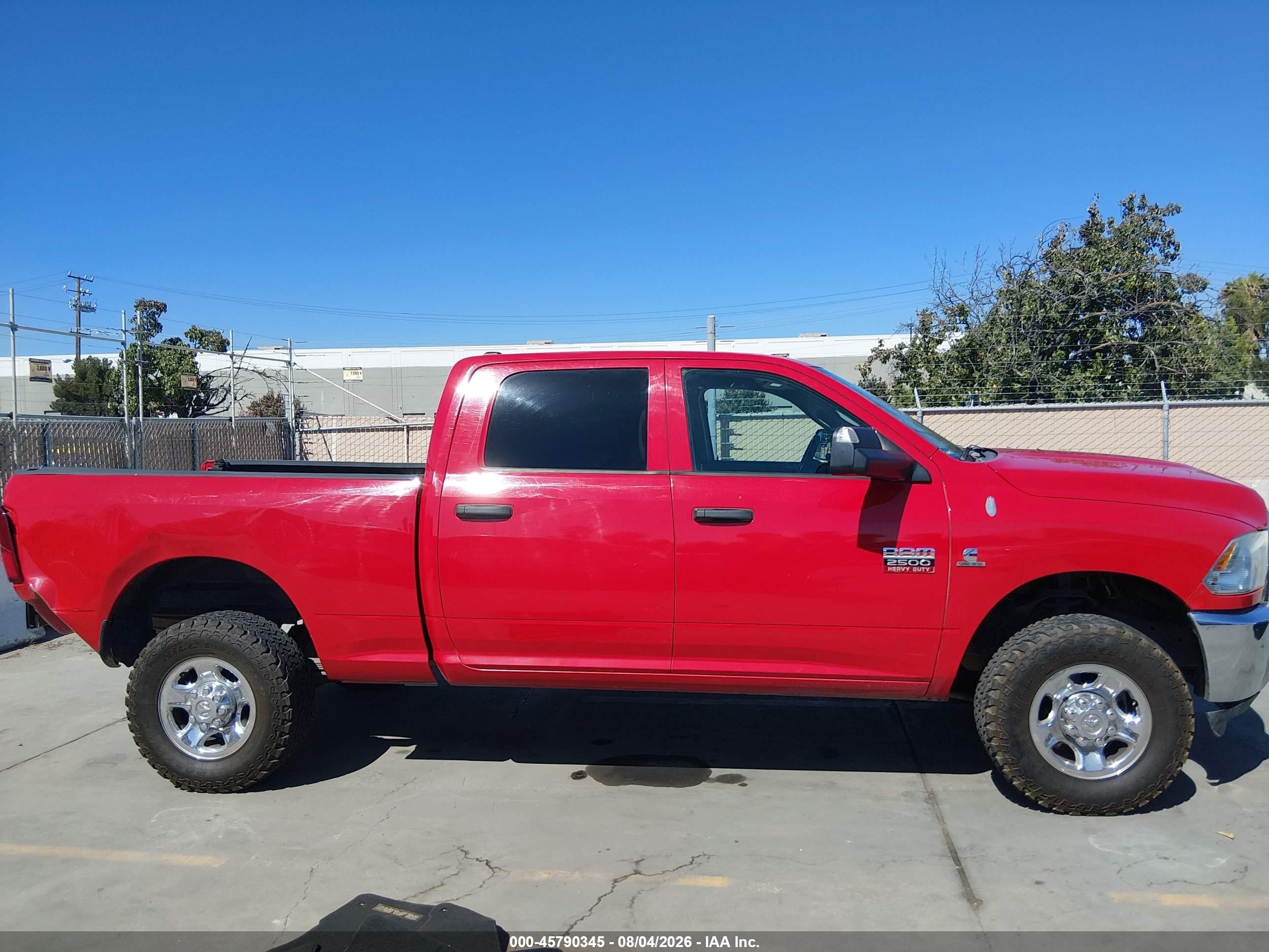 2012 Ram 2500 St Red vin: 3C6UD5CL9CG289556