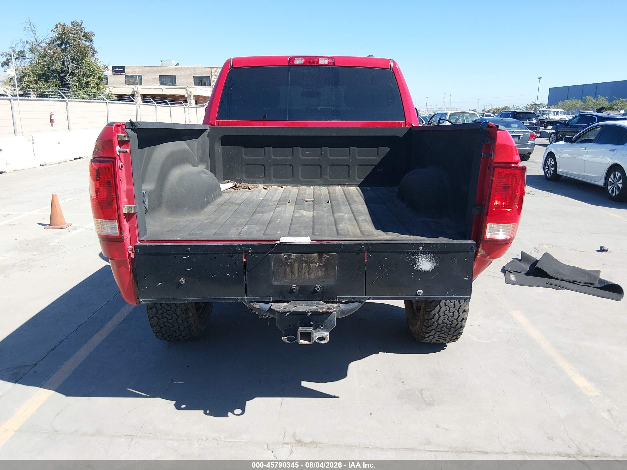 2012 Ram 2500 St Red vin: 3C6UD5CL9CG289556