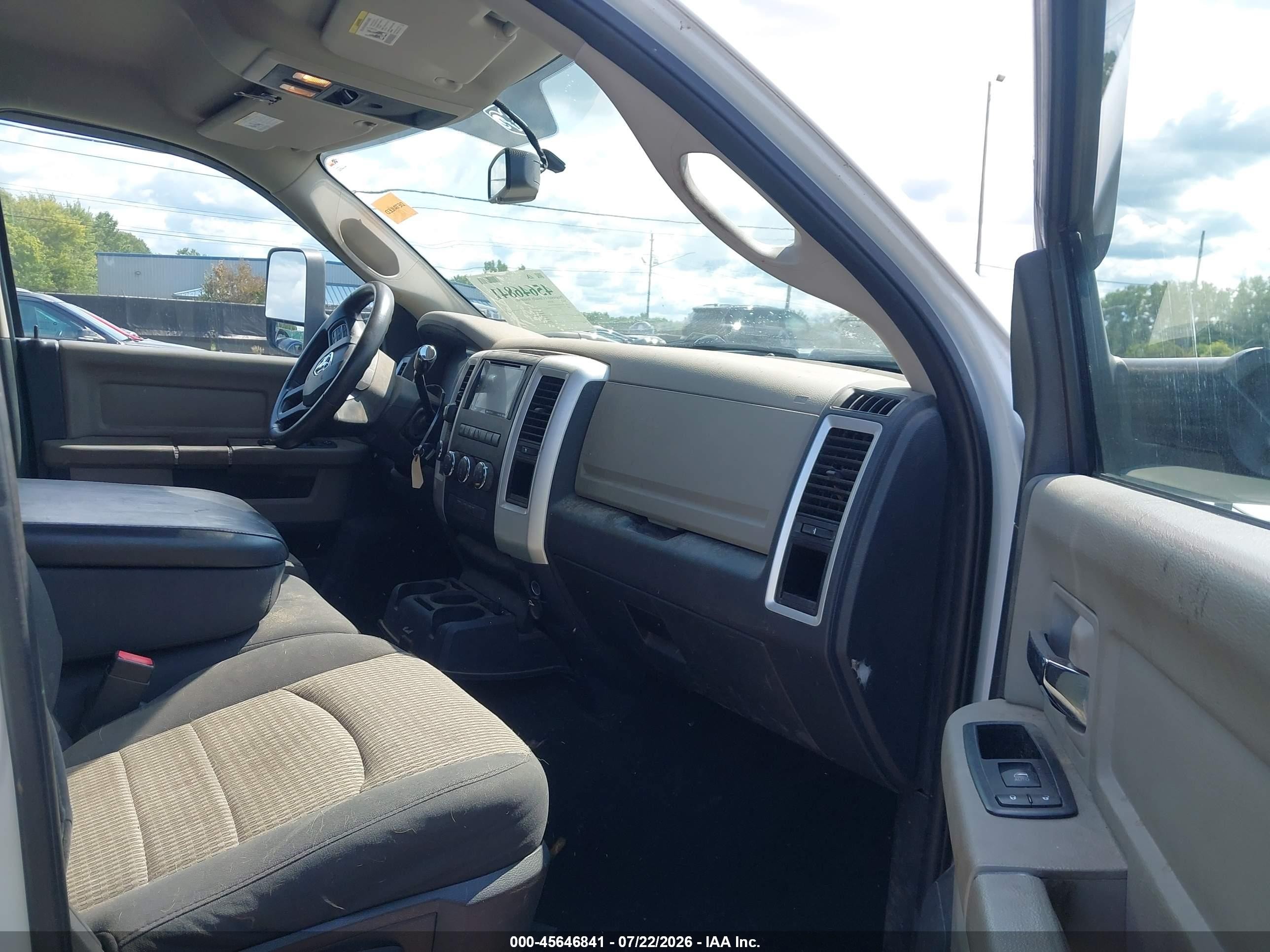 2012 Ram 2500 Slt White vin: 3C6UD5DL8CG211526
