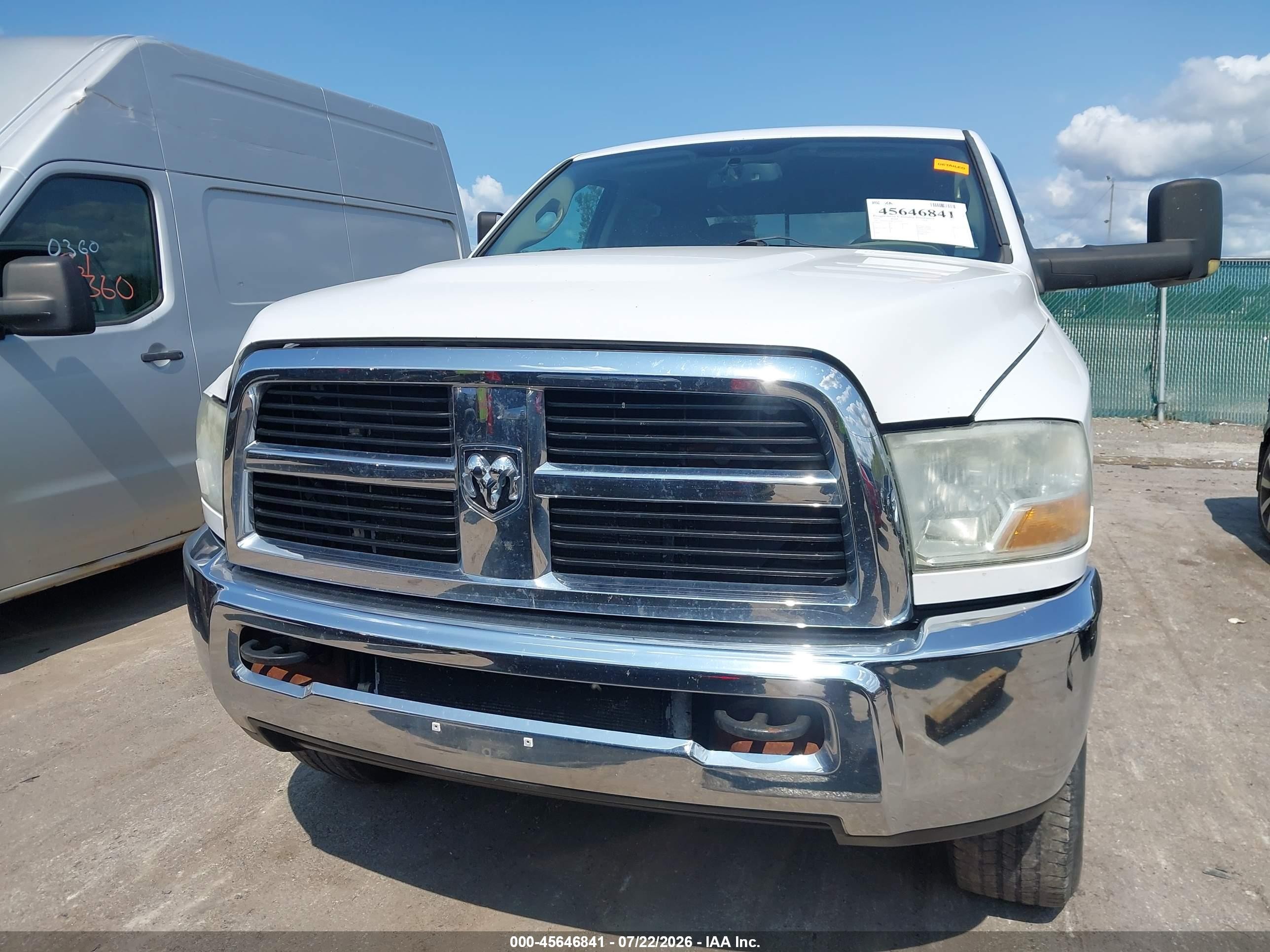 2012 Ram 2500 Slt White vin: 3C6UD5DL8CG211526
