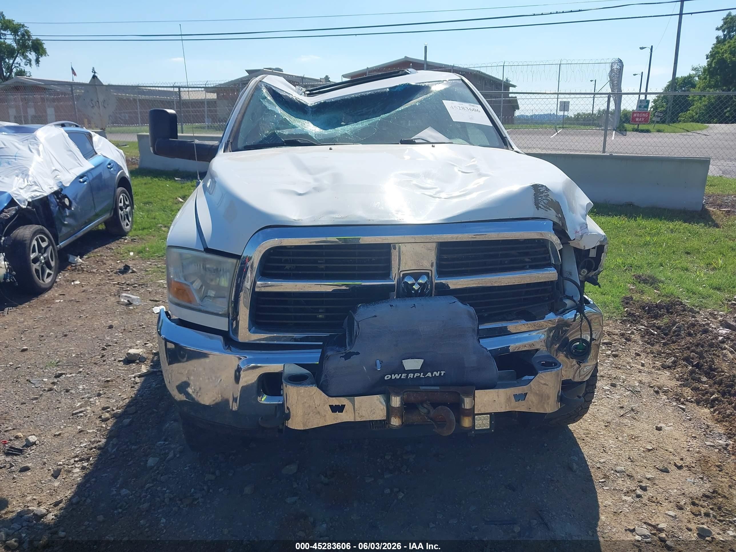 2012 Ram 2500 Slt Белый vin: 3C6UD5DL9CG225810