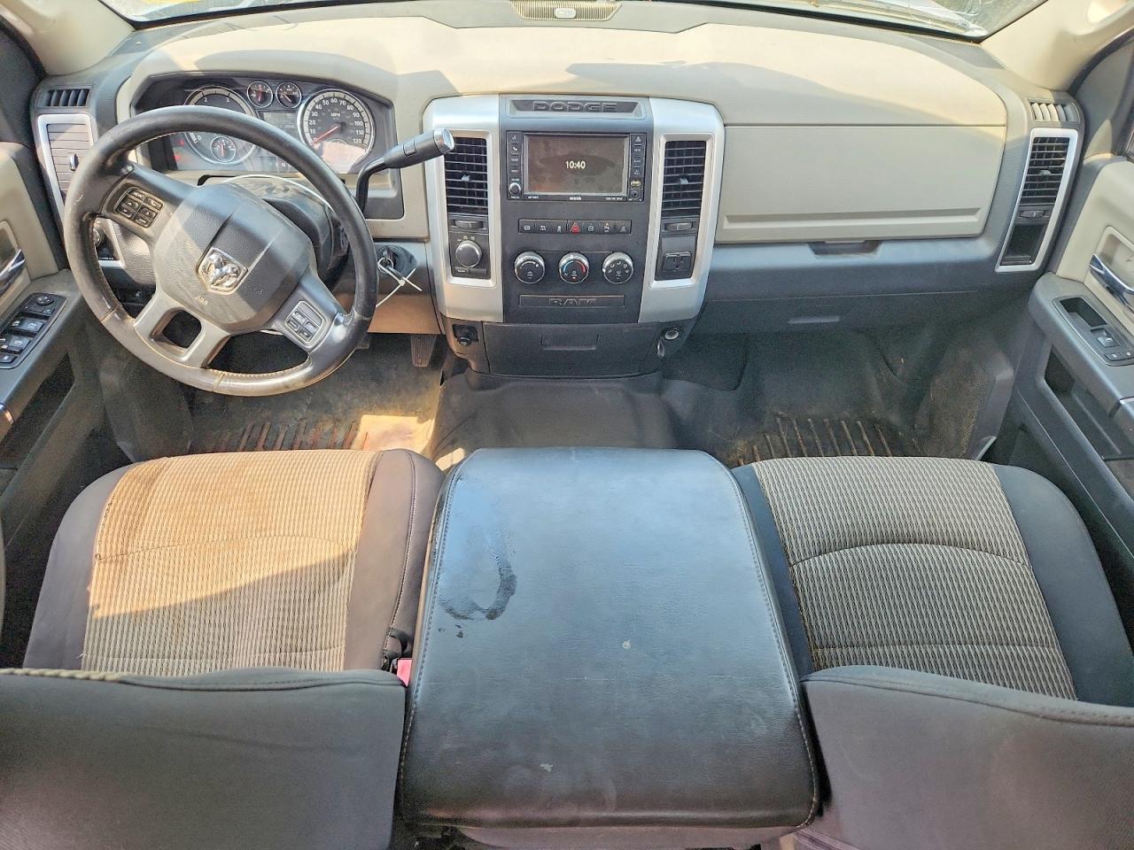 2012 Dodge 2500 Silver vin: 3C6UD5DL9CG292911