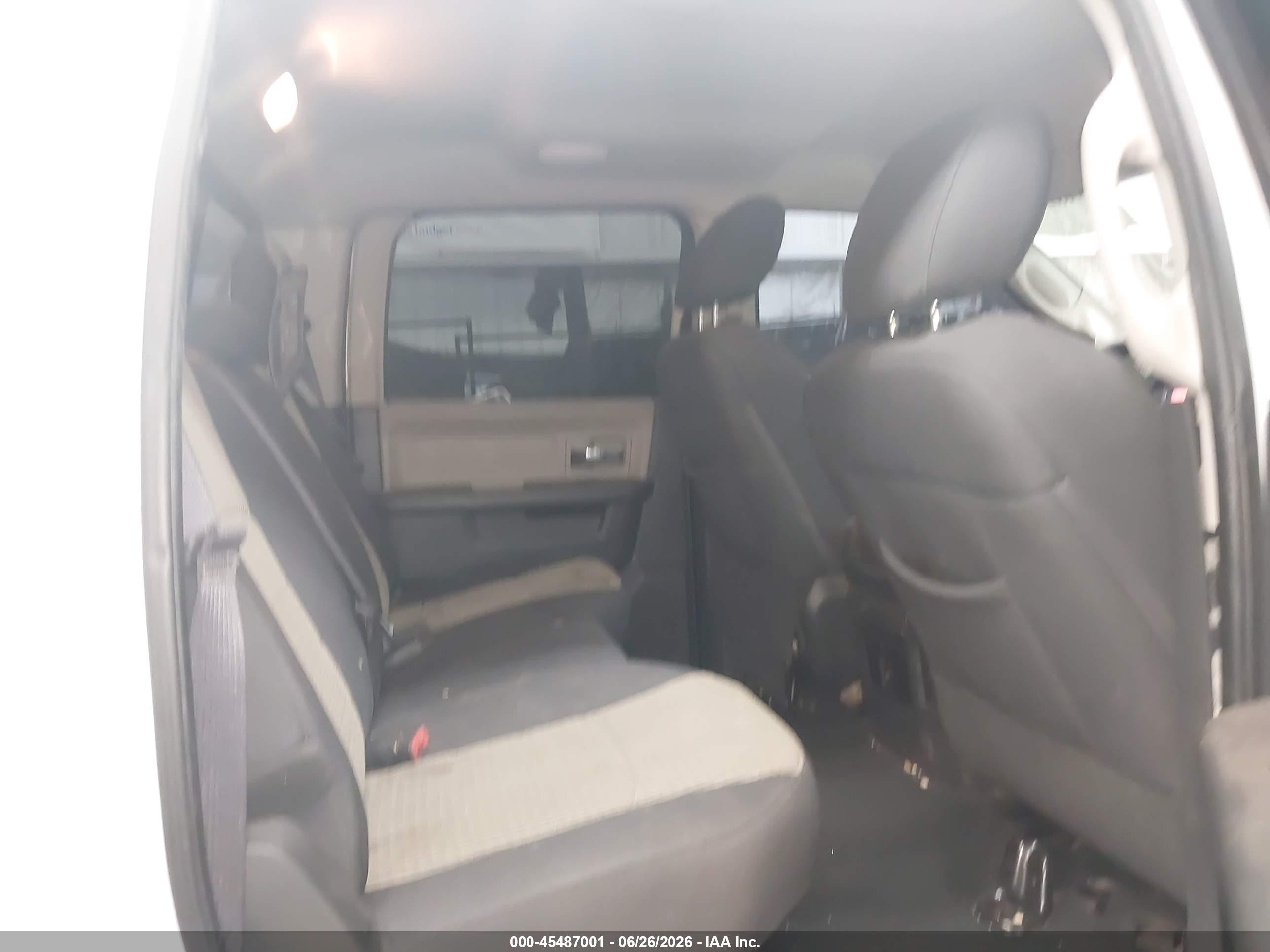 2012 Ram 2500 Big Horn Белый vin: 3C6UD5DLXCG336379