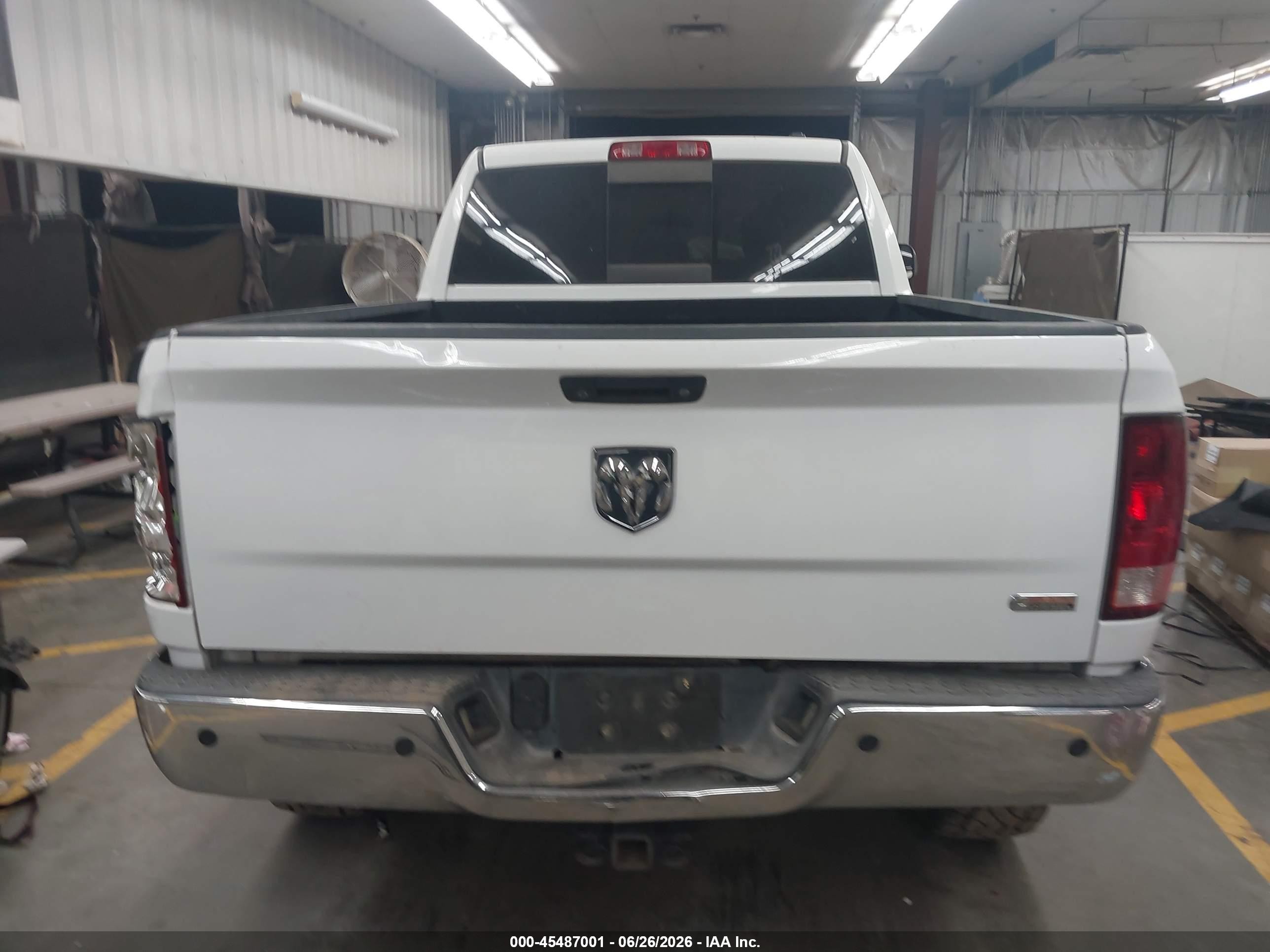 2012 Ram 2500 Big Horn Белый vin: 3C6UD5DLXCG336379