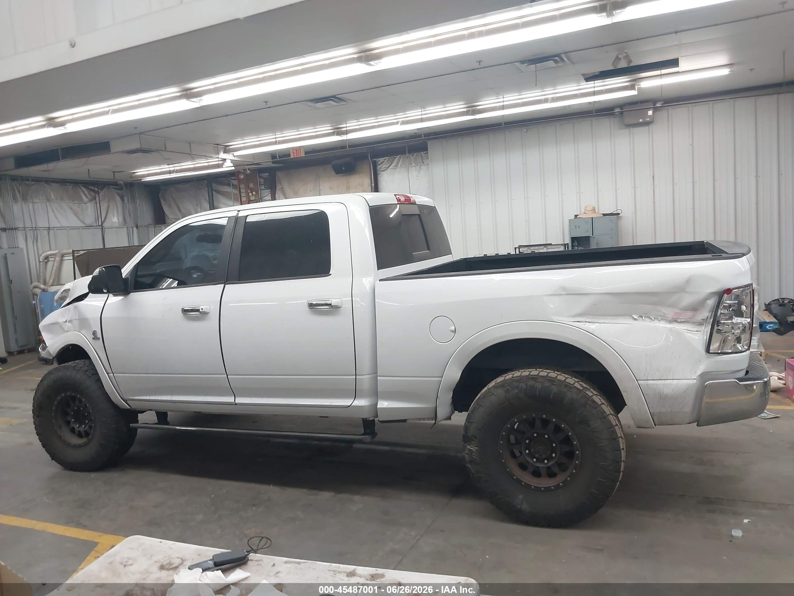 2012 Ram 2500 Big Horn Белый vin: 3C6UD5DLXCG336379