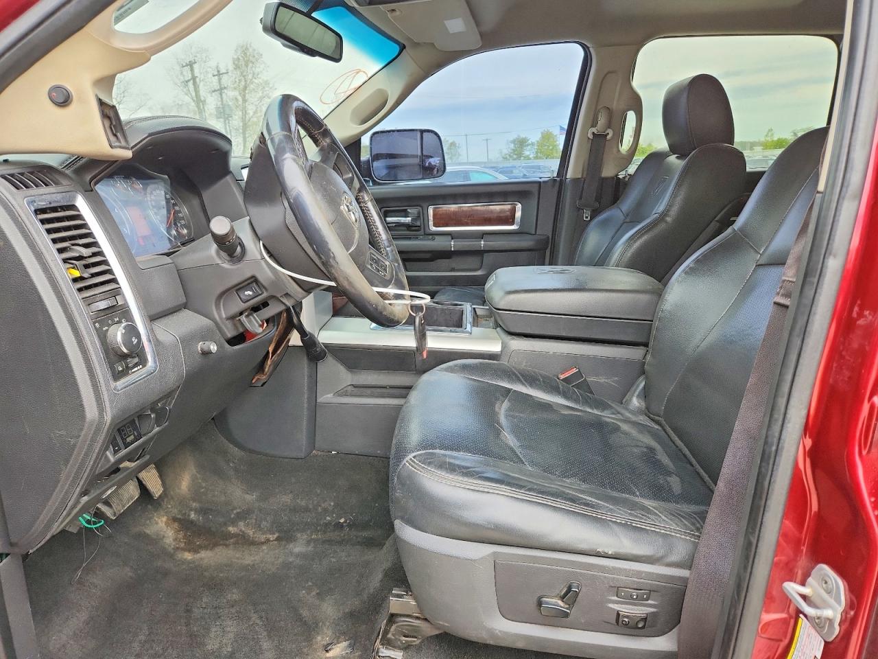 2012 Dodge Ram 2500 Laramie Burgundy vin: 3C6UD5FL4CG155999